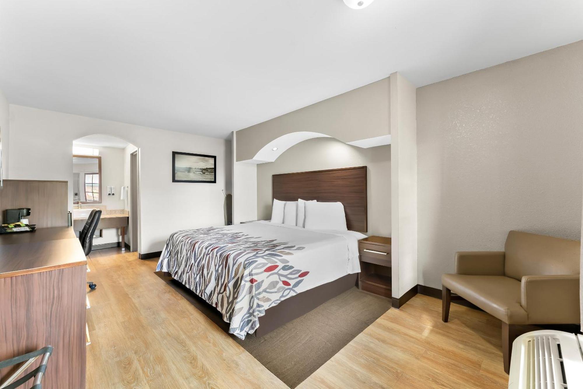 Superior King Room - Non-Smoking