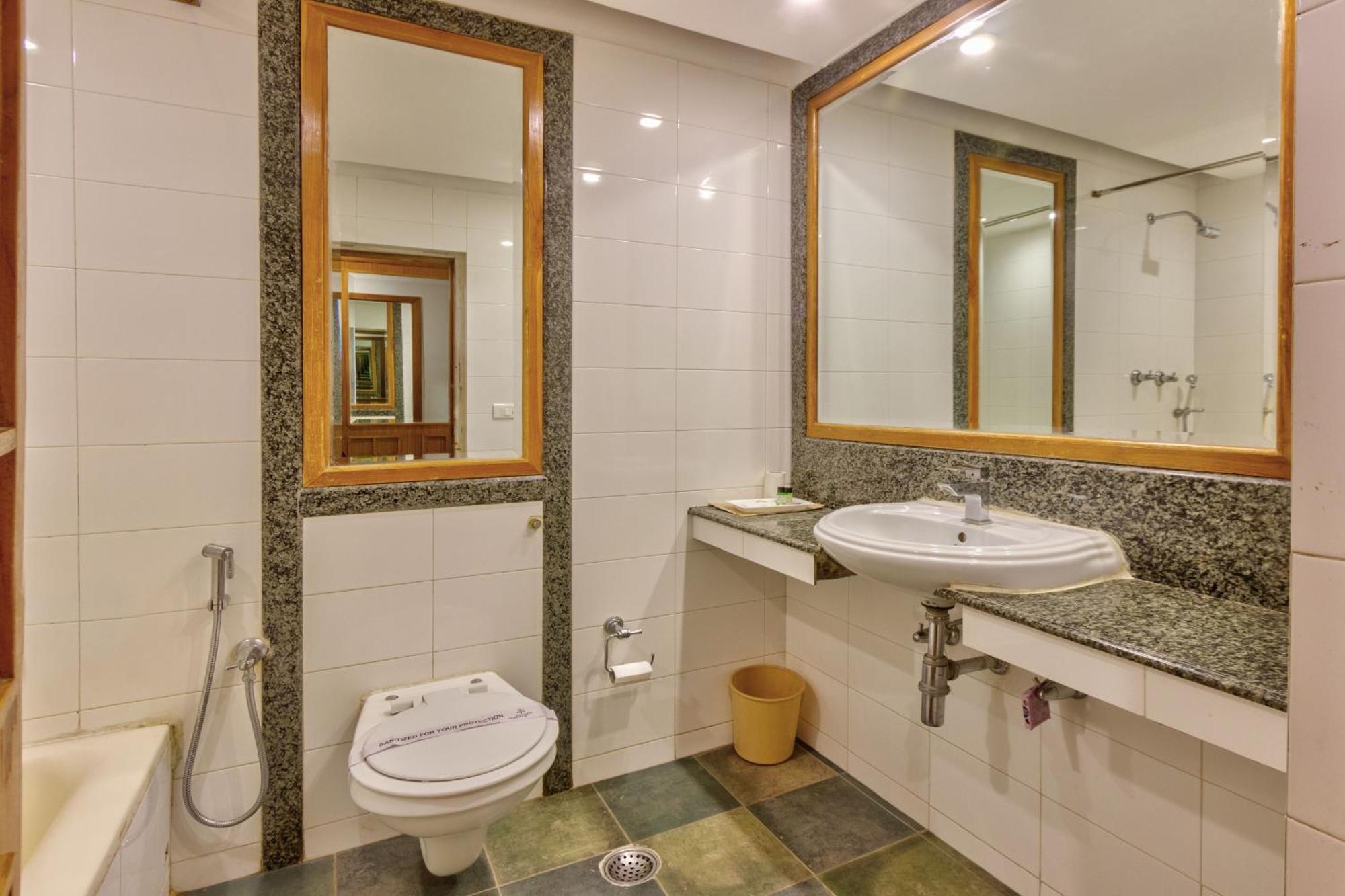 Double Room with Mountain View