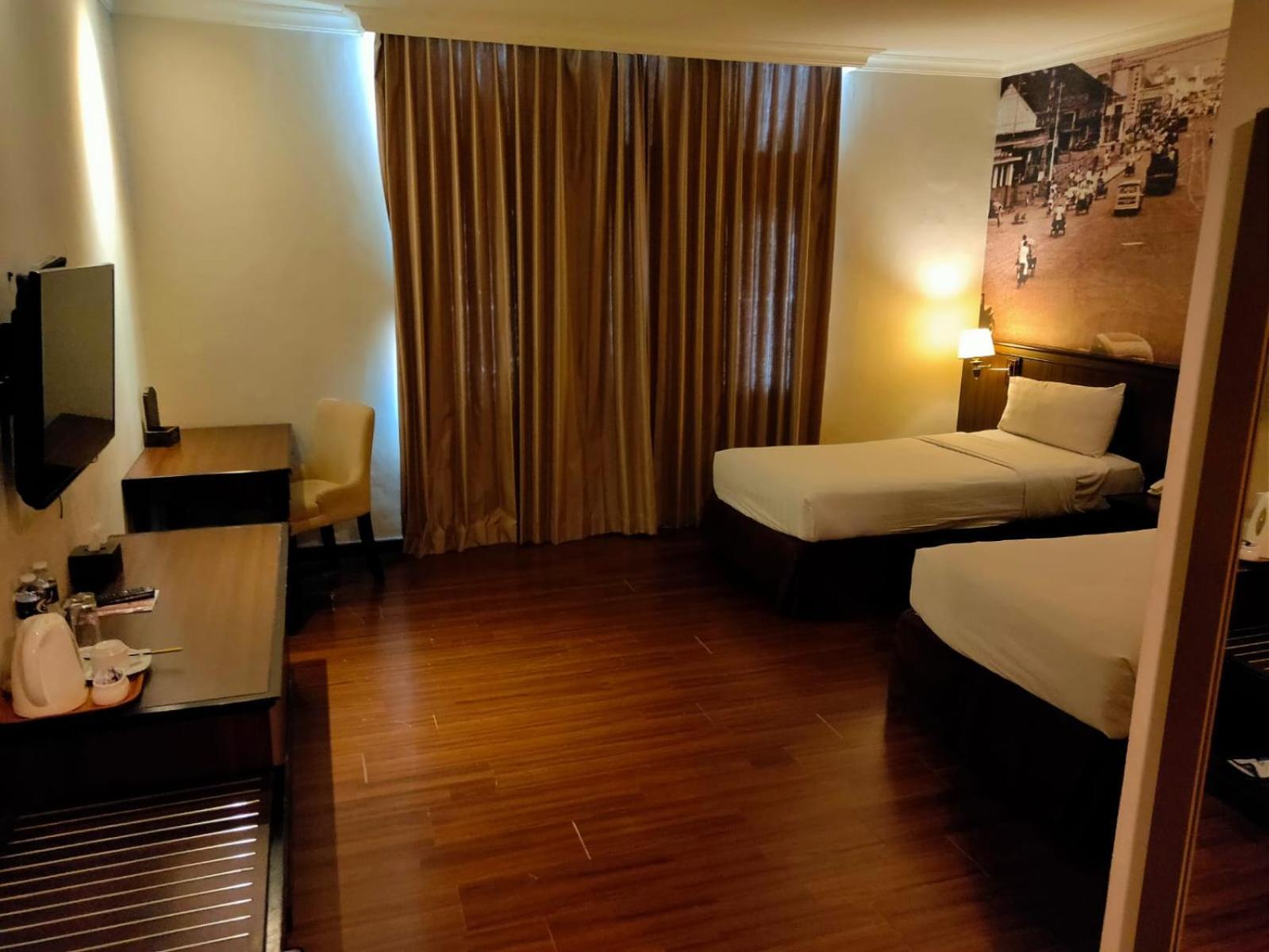 Business Room