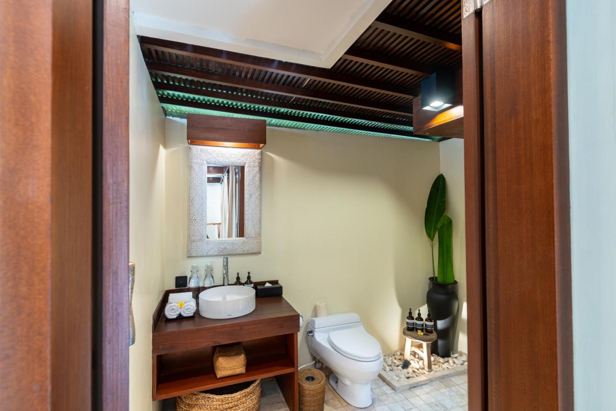 Sanctuary Pool Double Room
