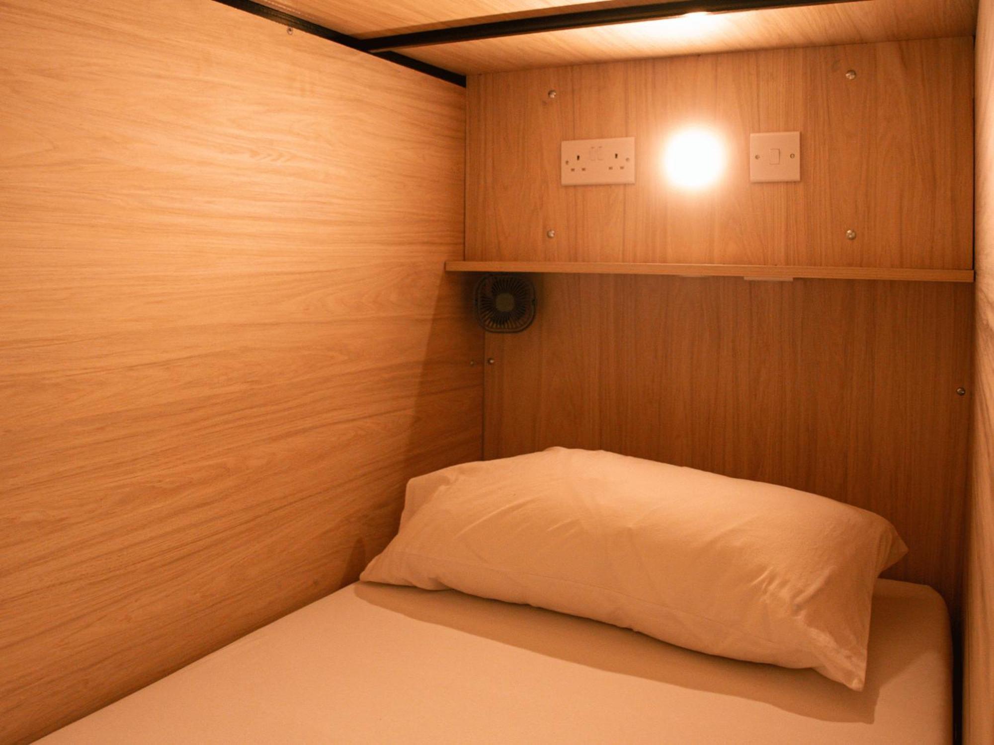 Bed in 3-Bed Mixed Dormitory Room with Shared Bathroom