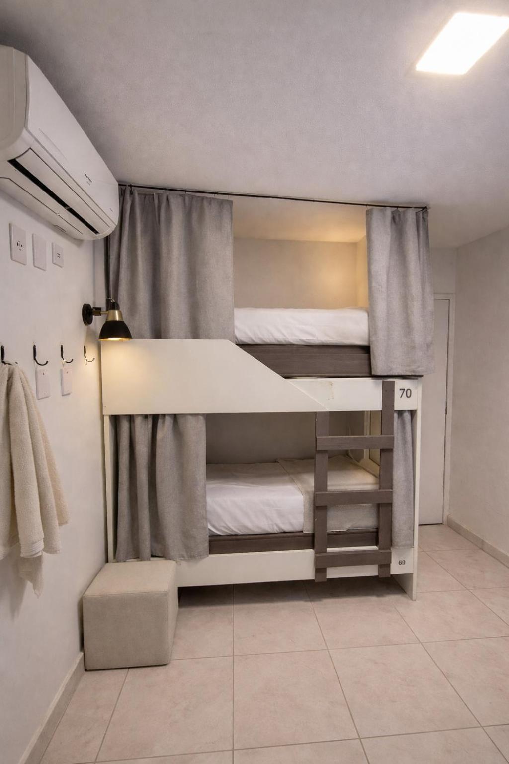 Bed in 4-Bed Mixed Dormitory Room