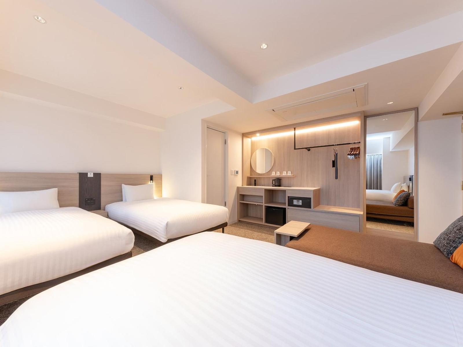 Deluxe Triple Room