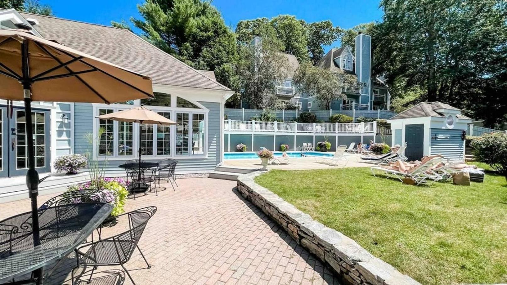 Standard Villa