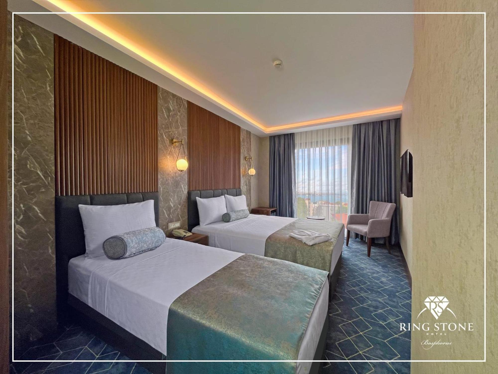 Triple Room with Sea View