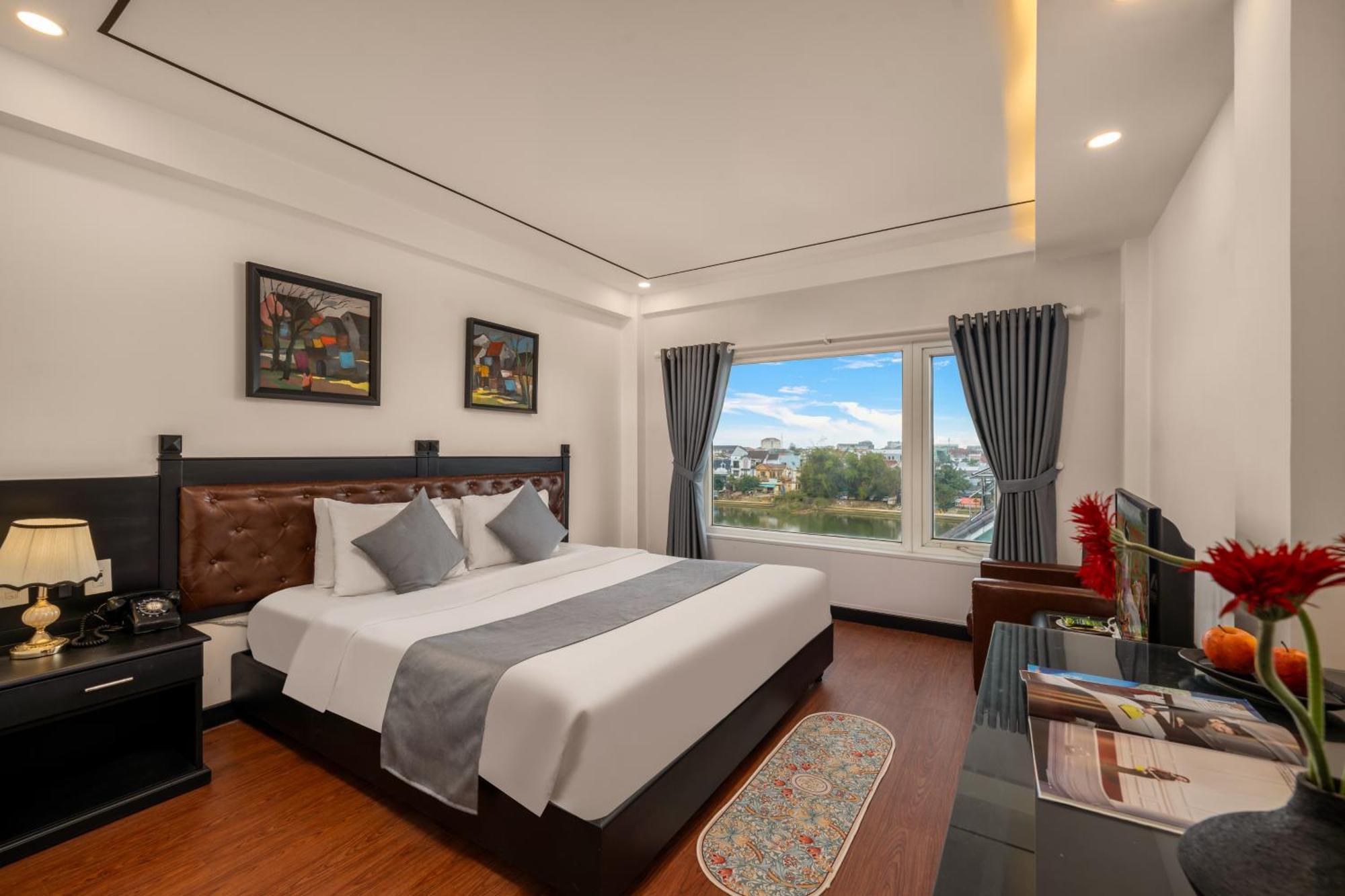 Deluxe Double Room with Sea View