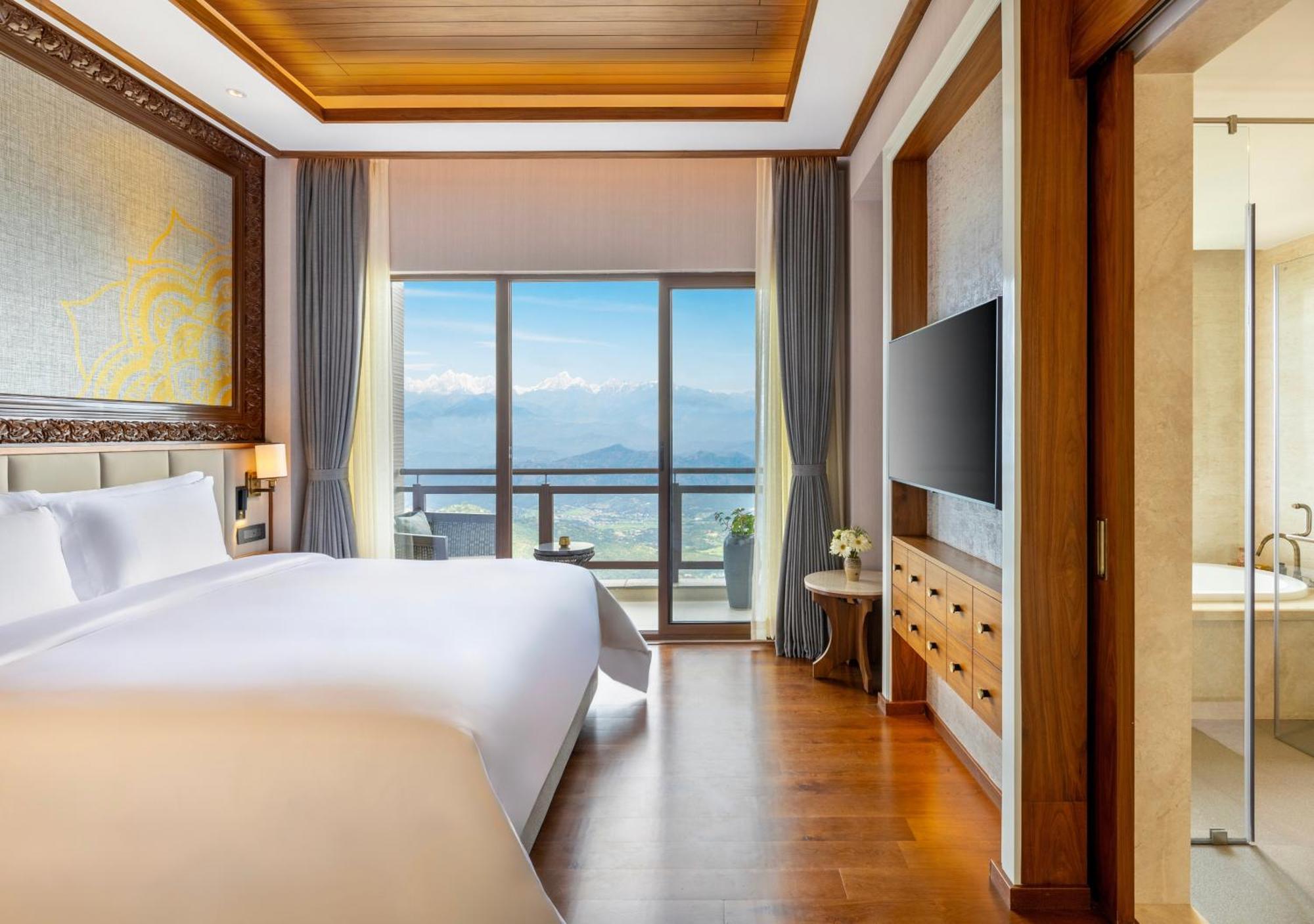Double Room with Mountain View