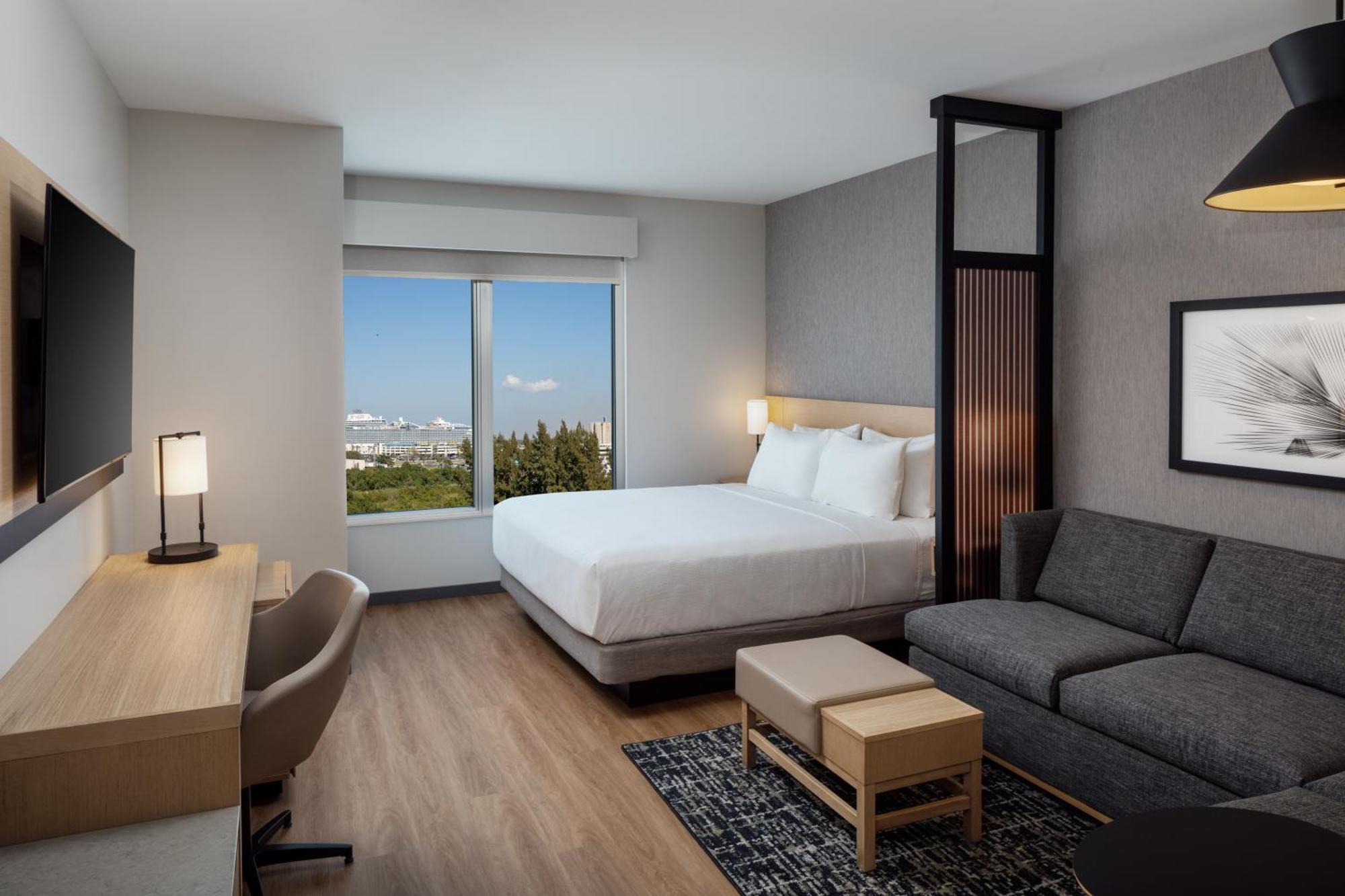 King Room with Sofa Bed - High Floor