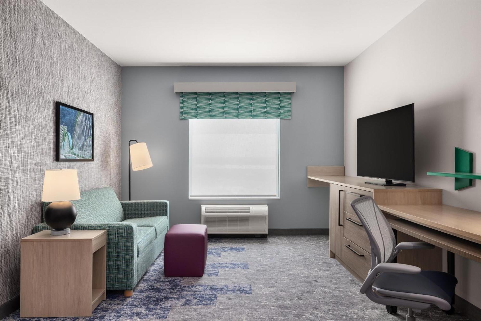 One-Bedroom King Suite