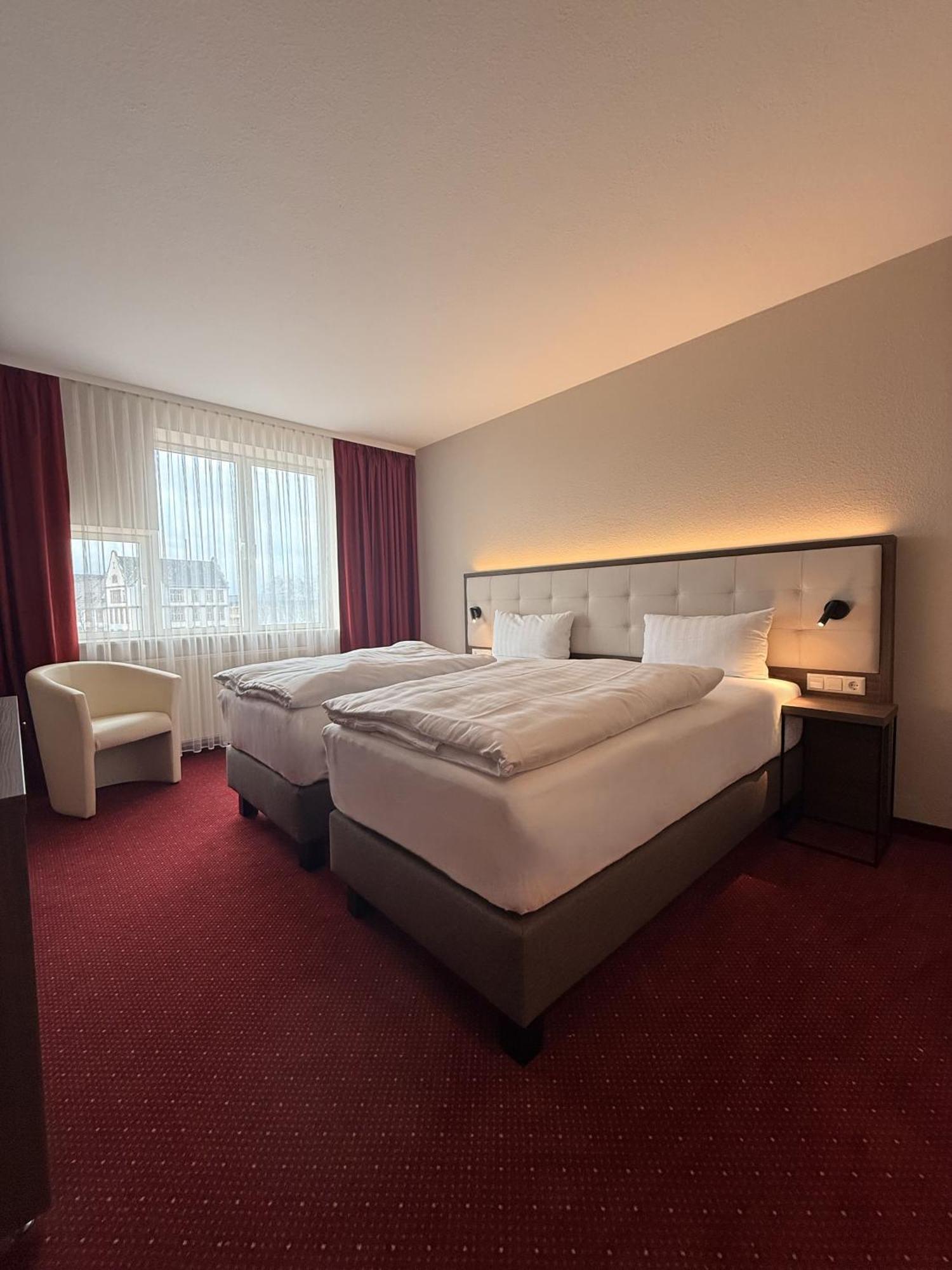 Comfort Twin Room