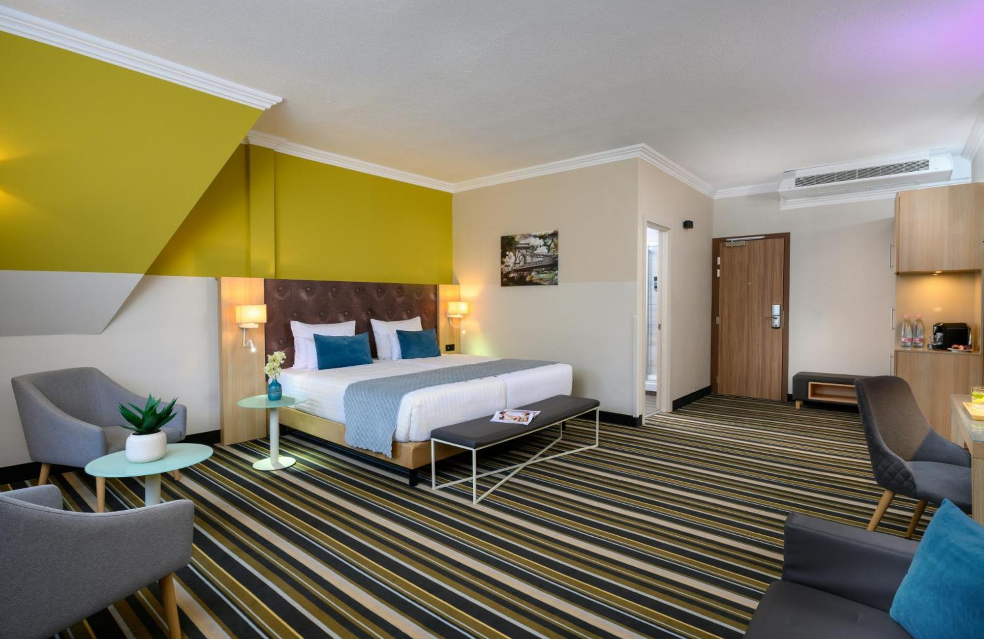 Superior Double or Twin Room