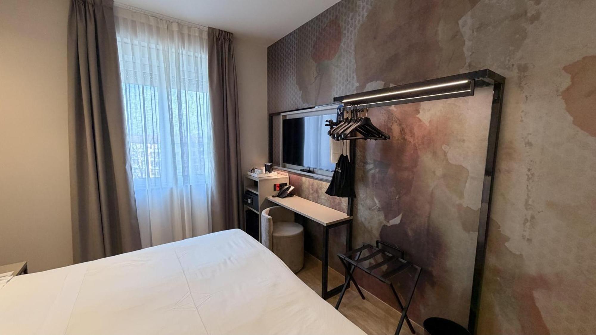 Comfort King or Twin Room