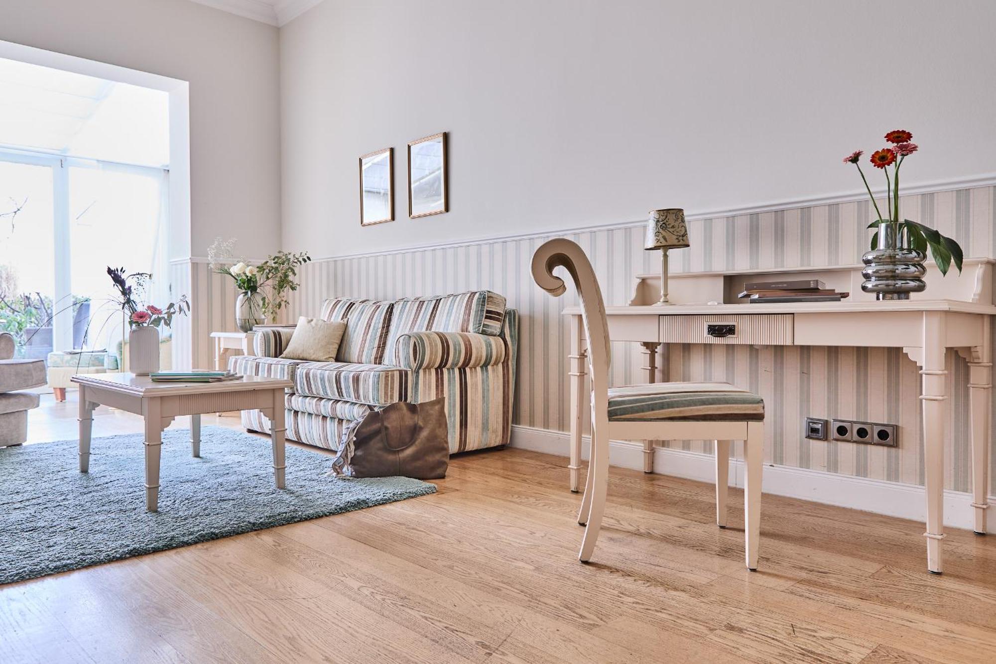 Junior Suite with Garden View