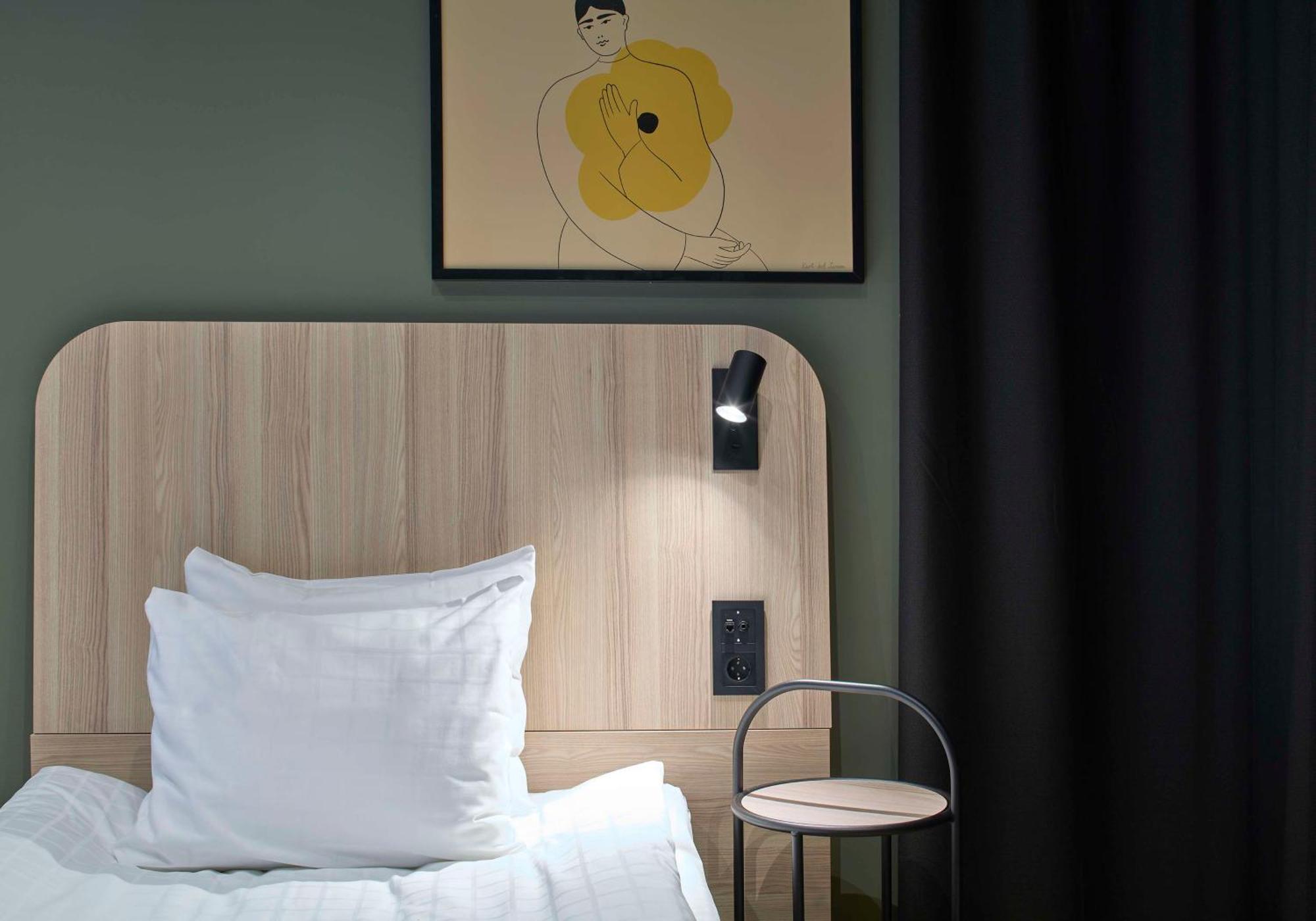Standard Single Room