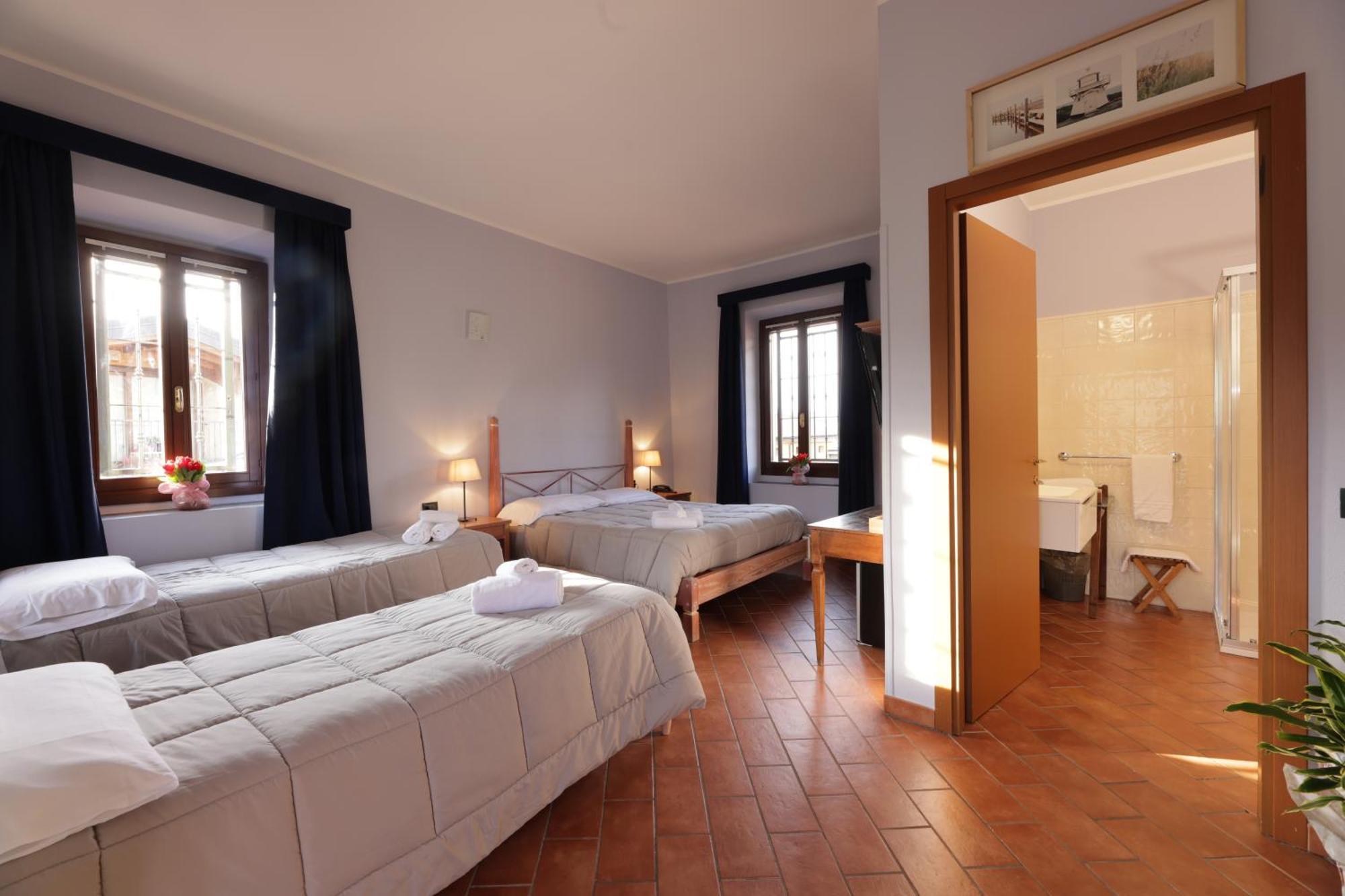 Classic Quadruple Room