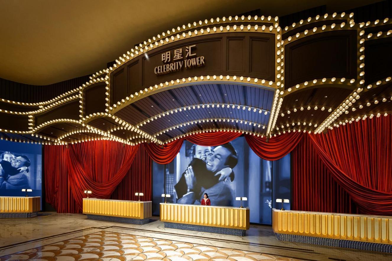 Show & Stay - Celebrity Cotai Vista Suite with 2 House of Dancing Water tickets (Gallery)