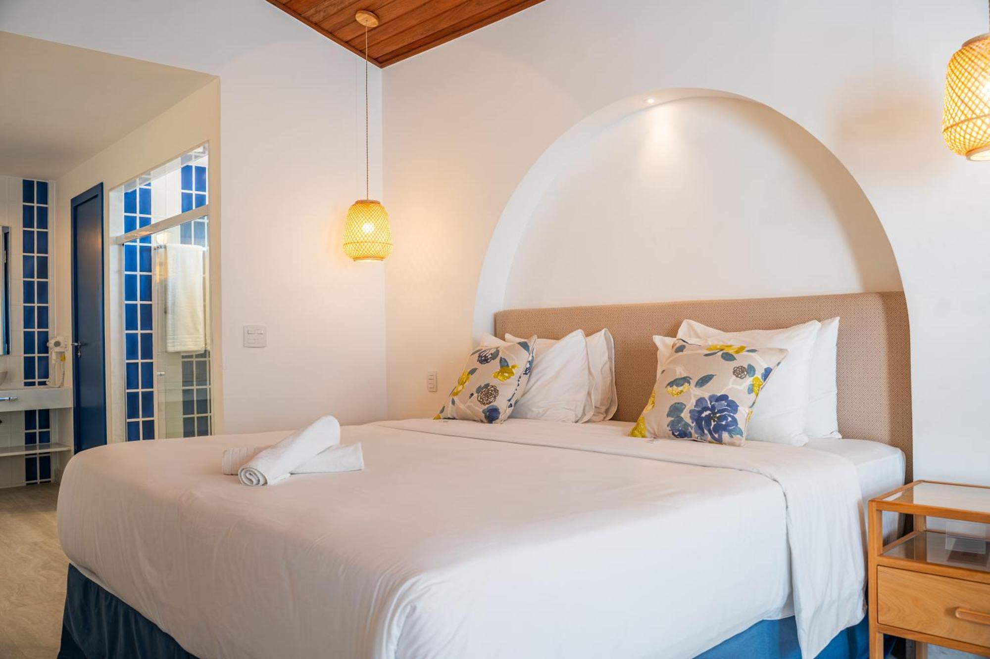 Deluxe King Suite