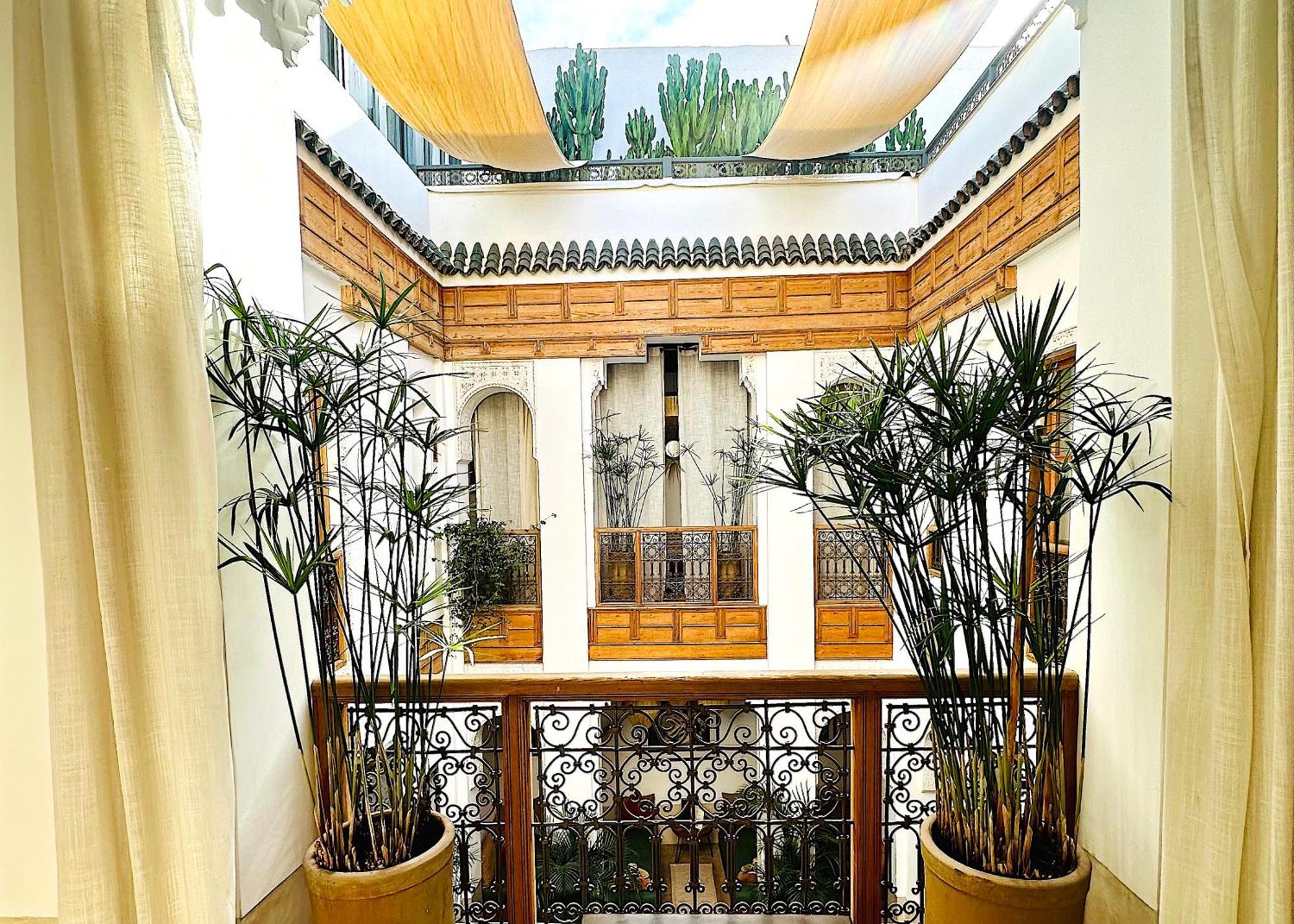 Deluxe King Suite
