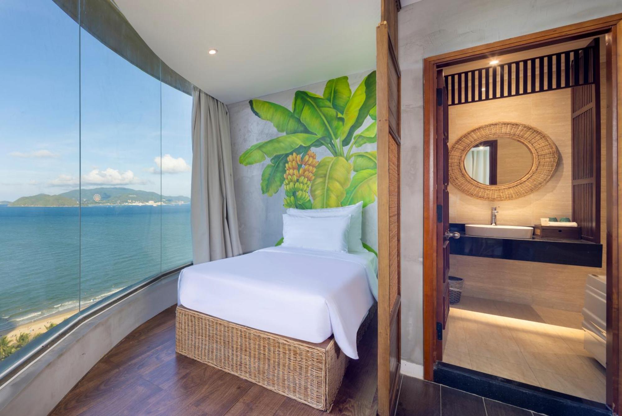 Suite with Sea View