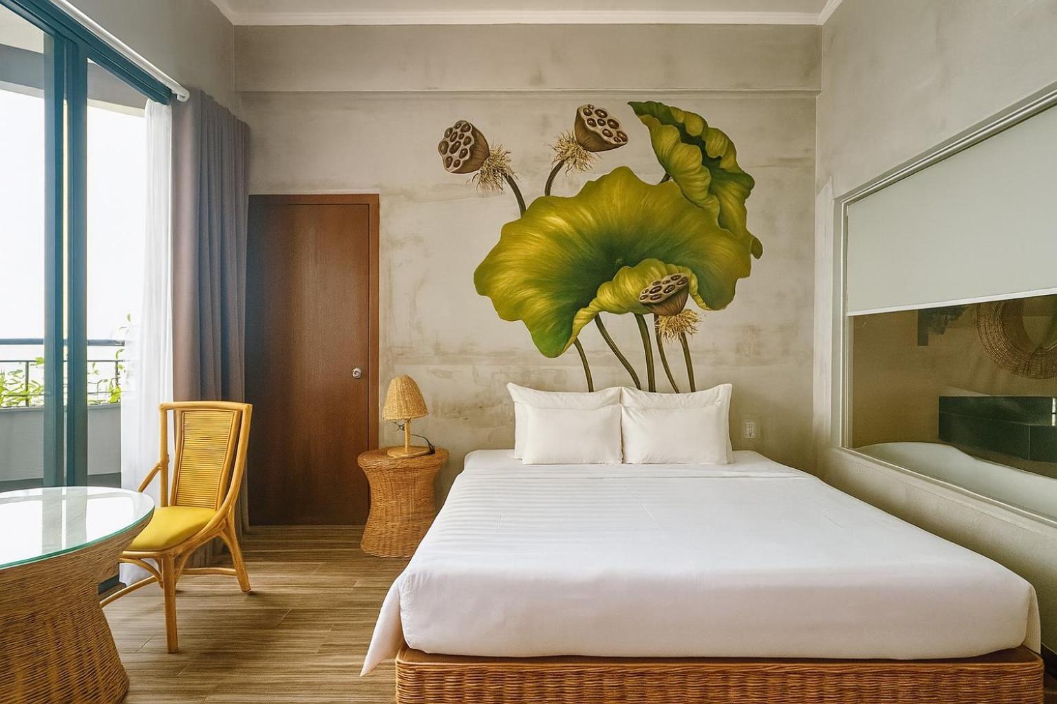 Deluxe Double or Twin Room with City View