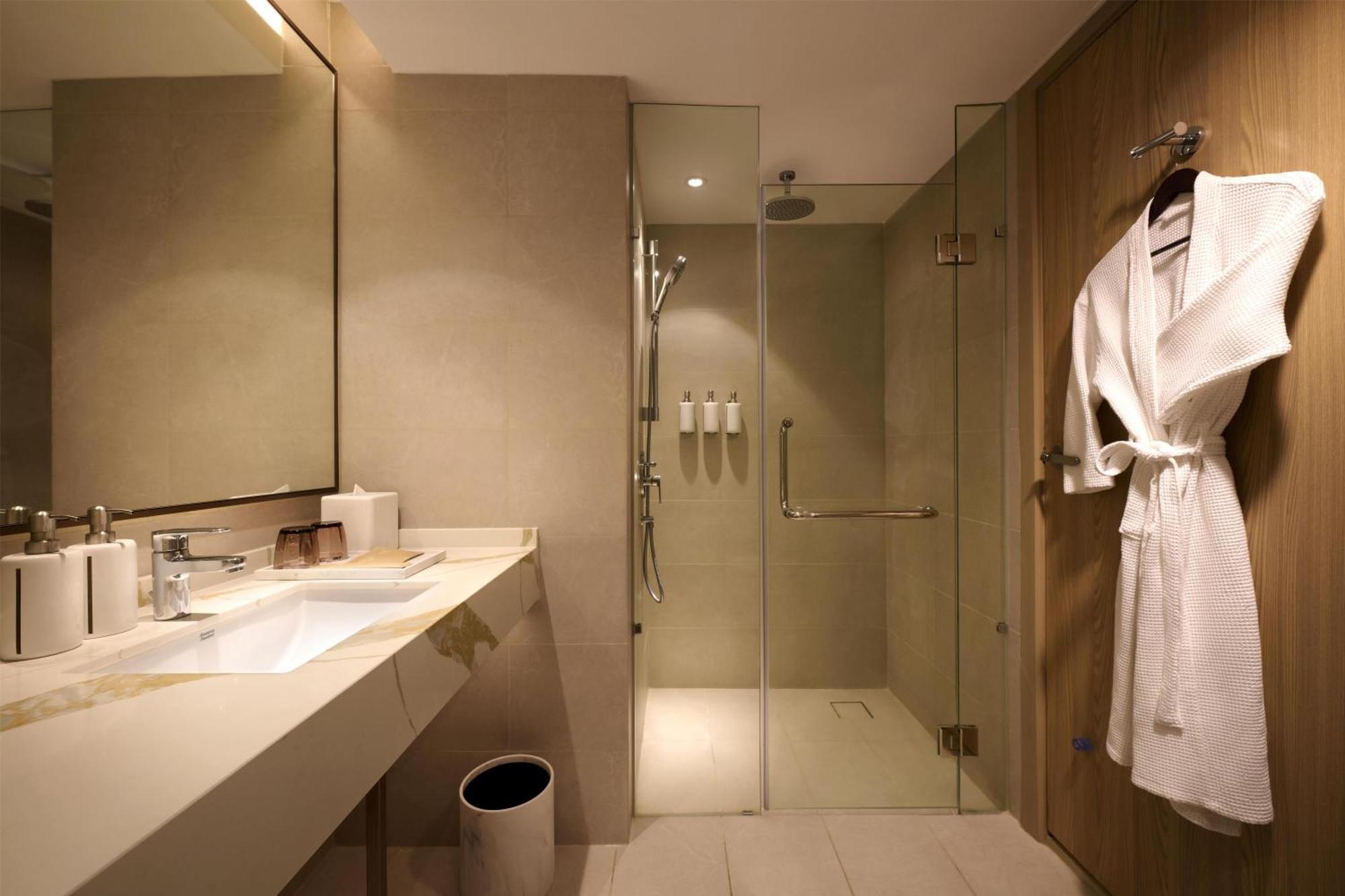 Twin Room with Pool View