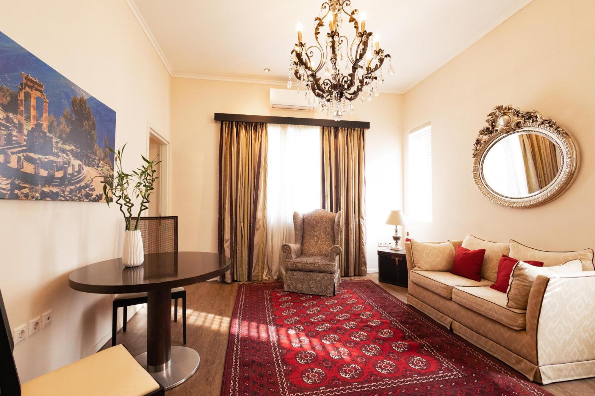 Deluxe King Suite with Balcony