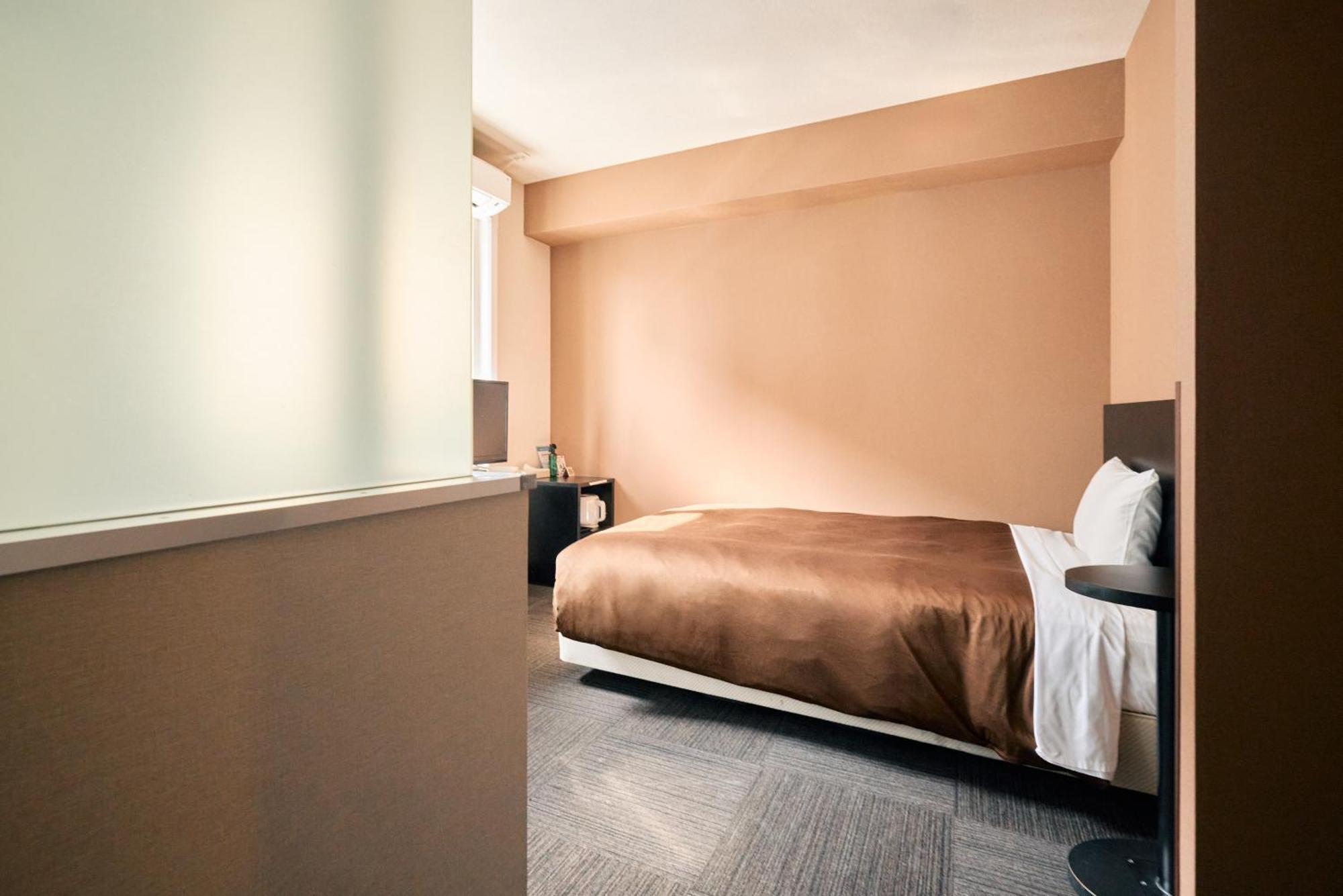 Double Room with Shower Only - Non-Smoking