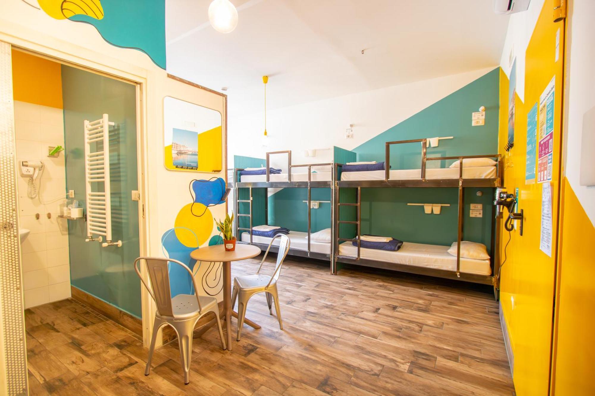 Bed in 6-Bed Mixed Dormitory Room