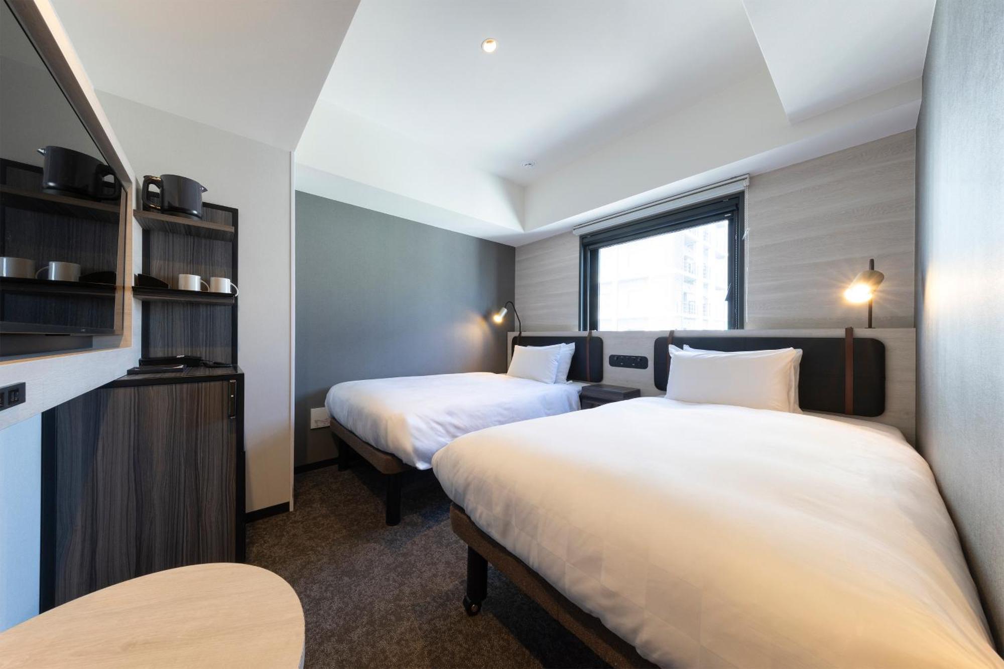 Twin Room with City View