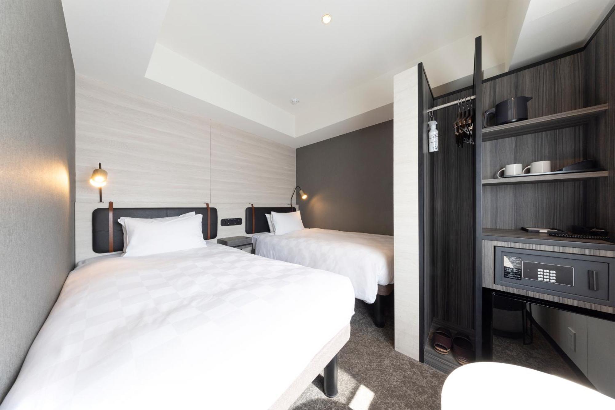 Twin Room - Riverside