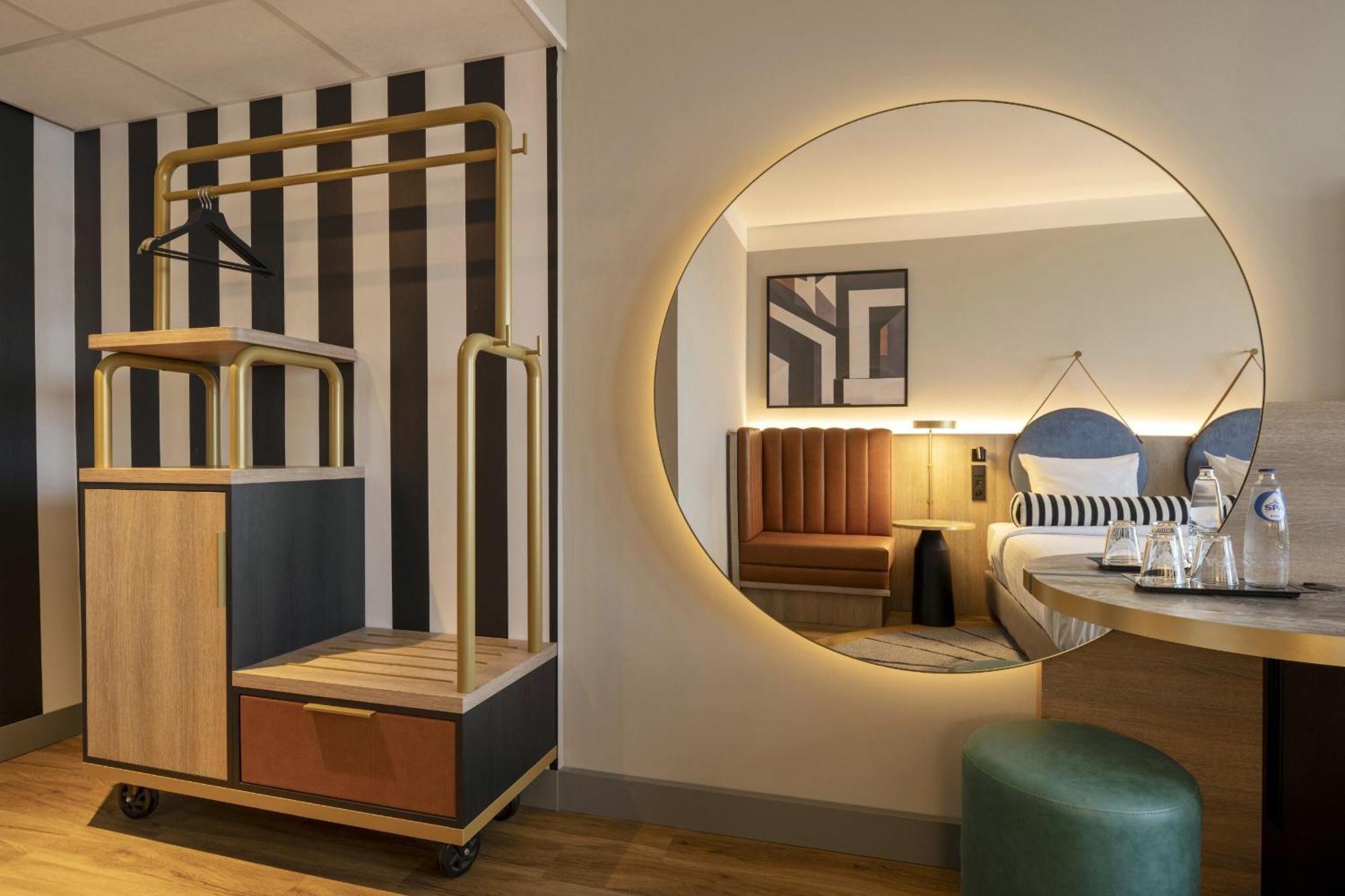 Comfort King Room