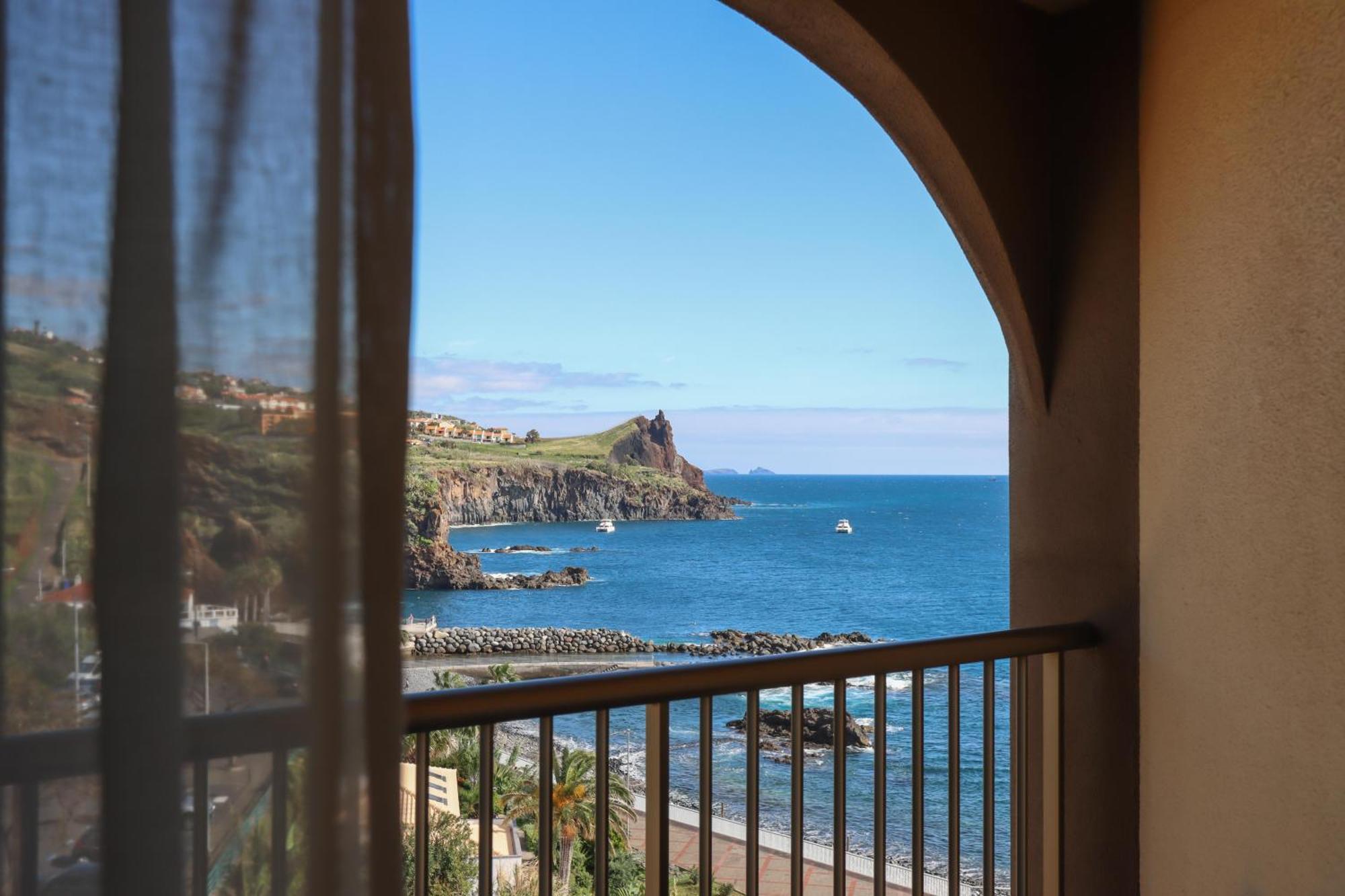 Twin Room with Sea View