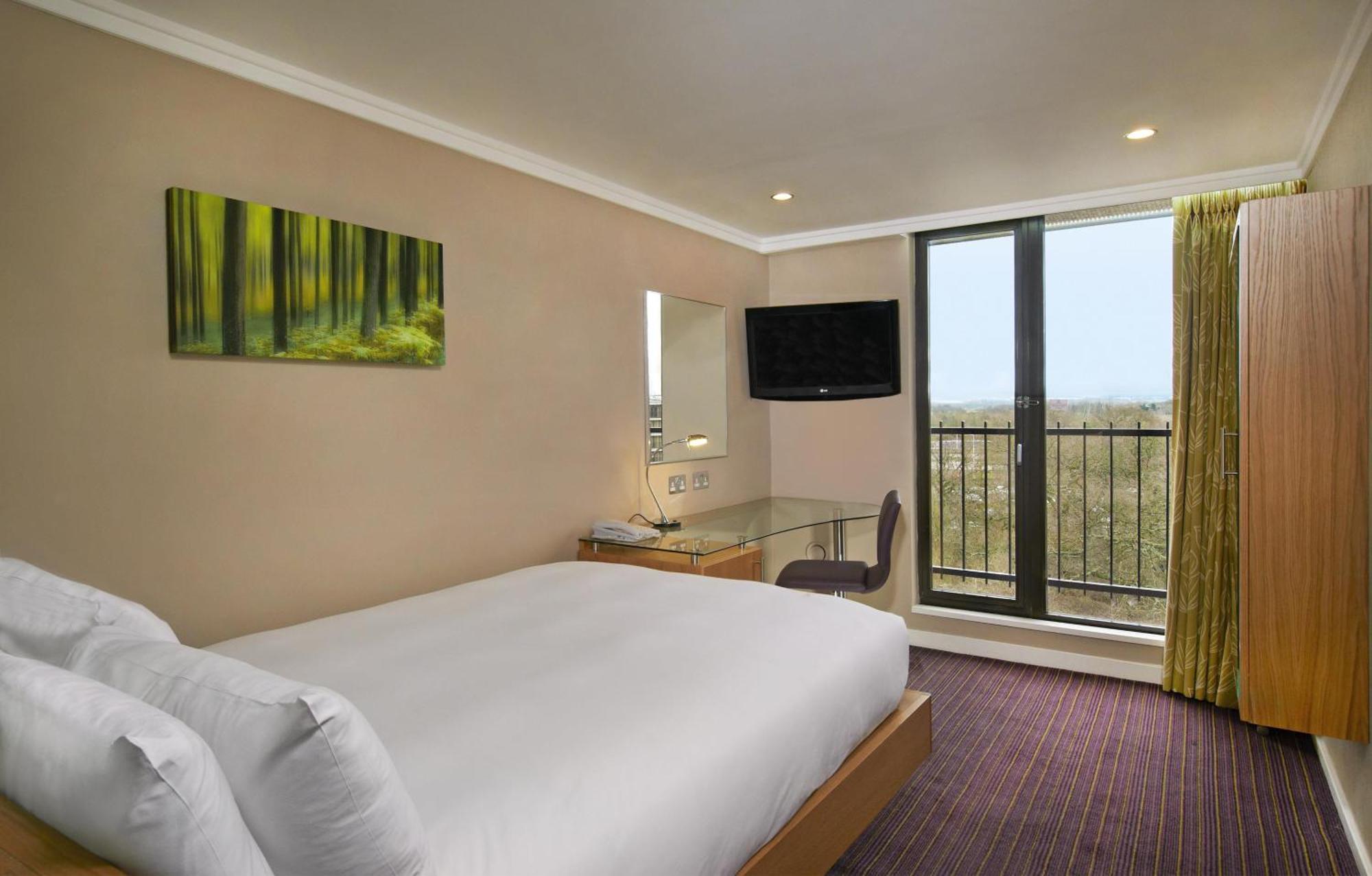 Deluxe Single Room