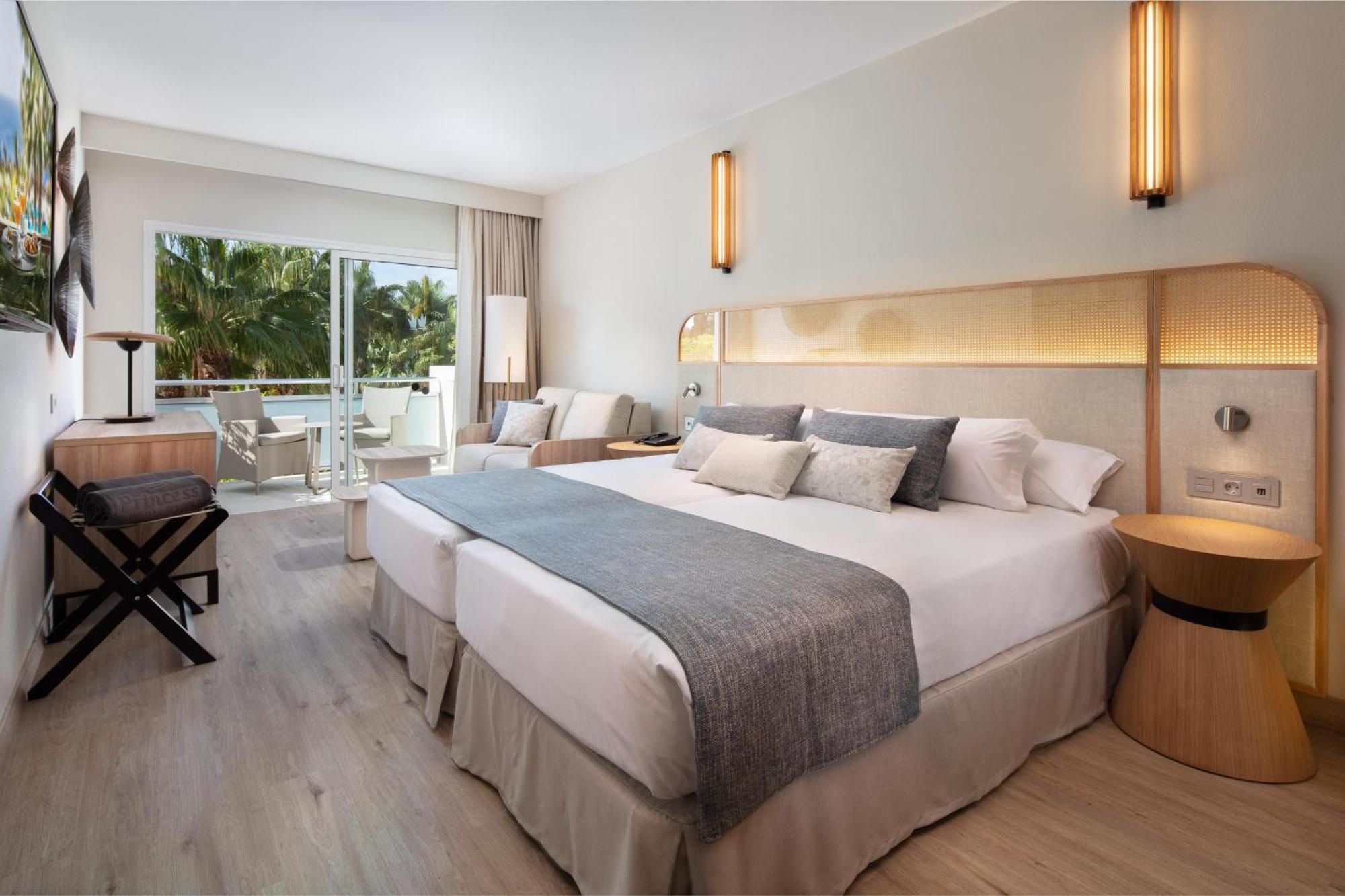 Standard Double Room (2 Adults)