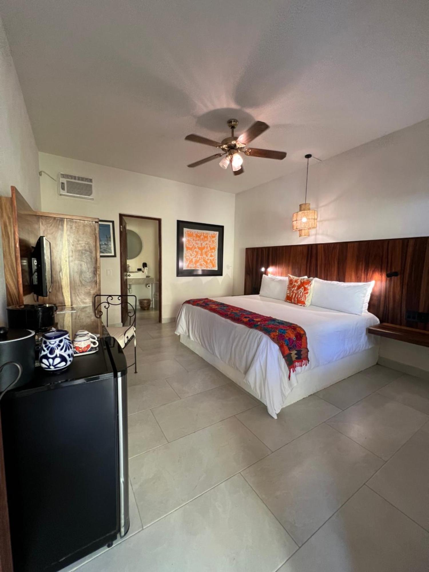 Standard King Room