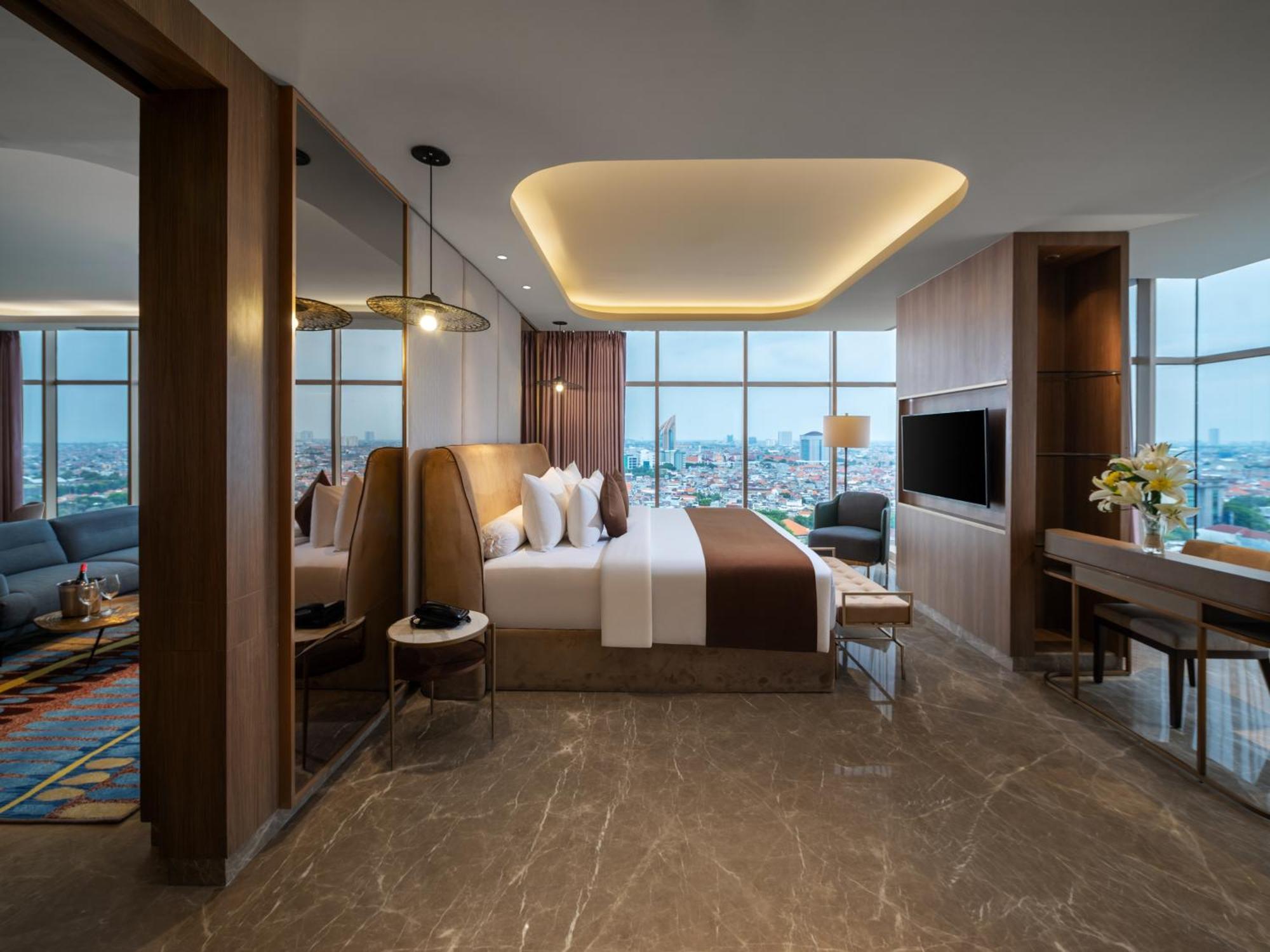 Suite with City View