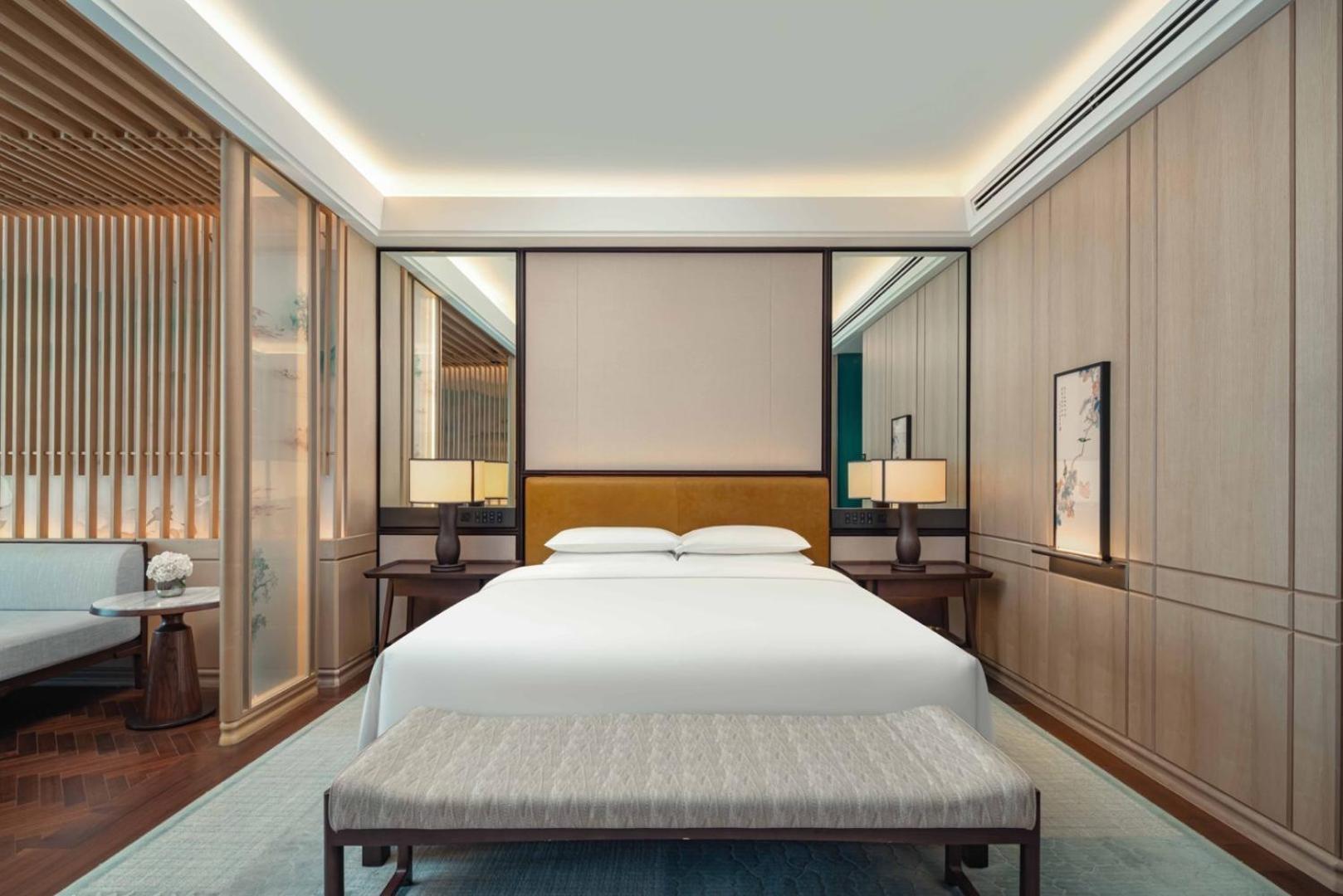 King Room with Garden View