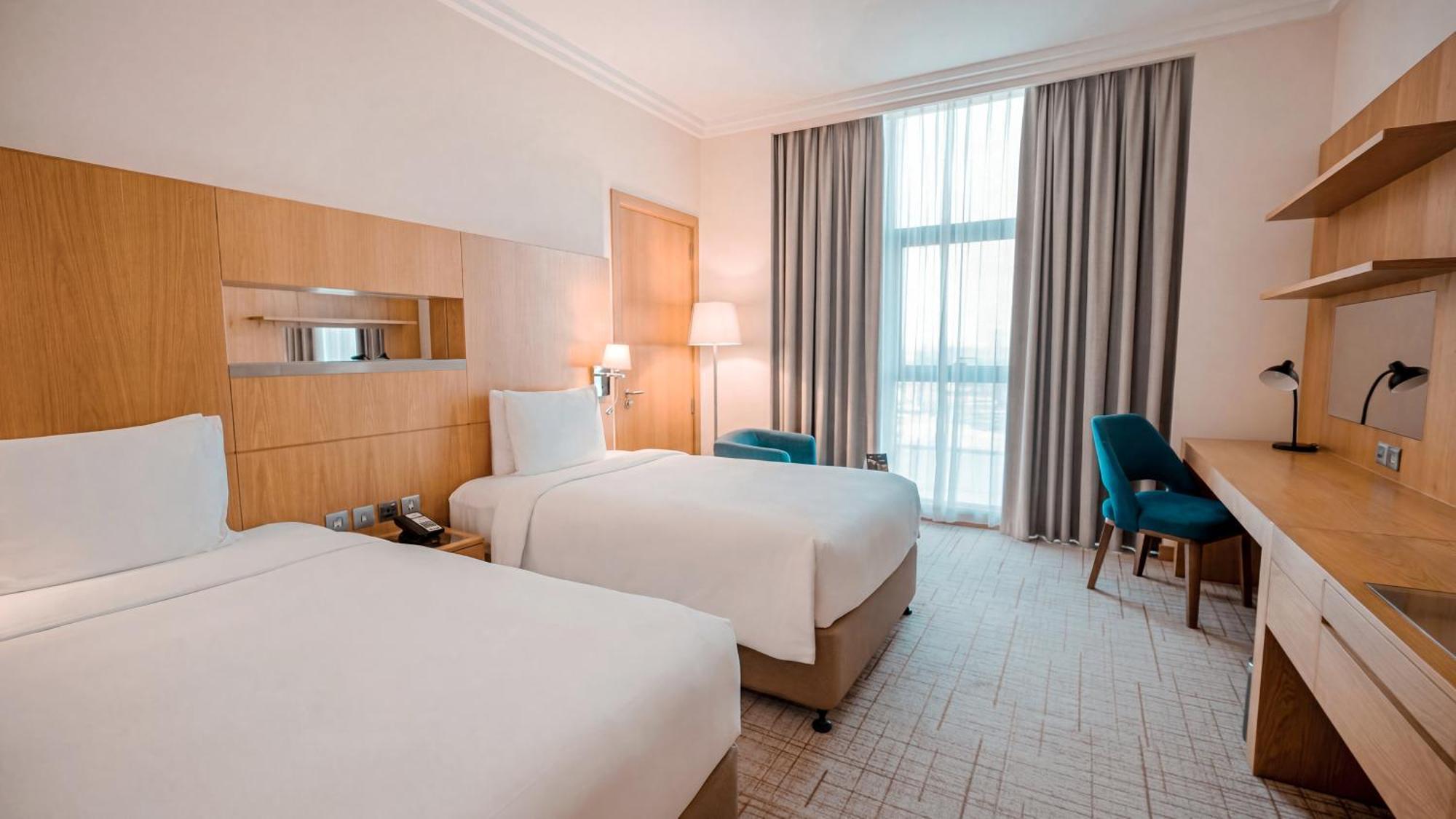 standard Twin Room with City View - Non-Smoking