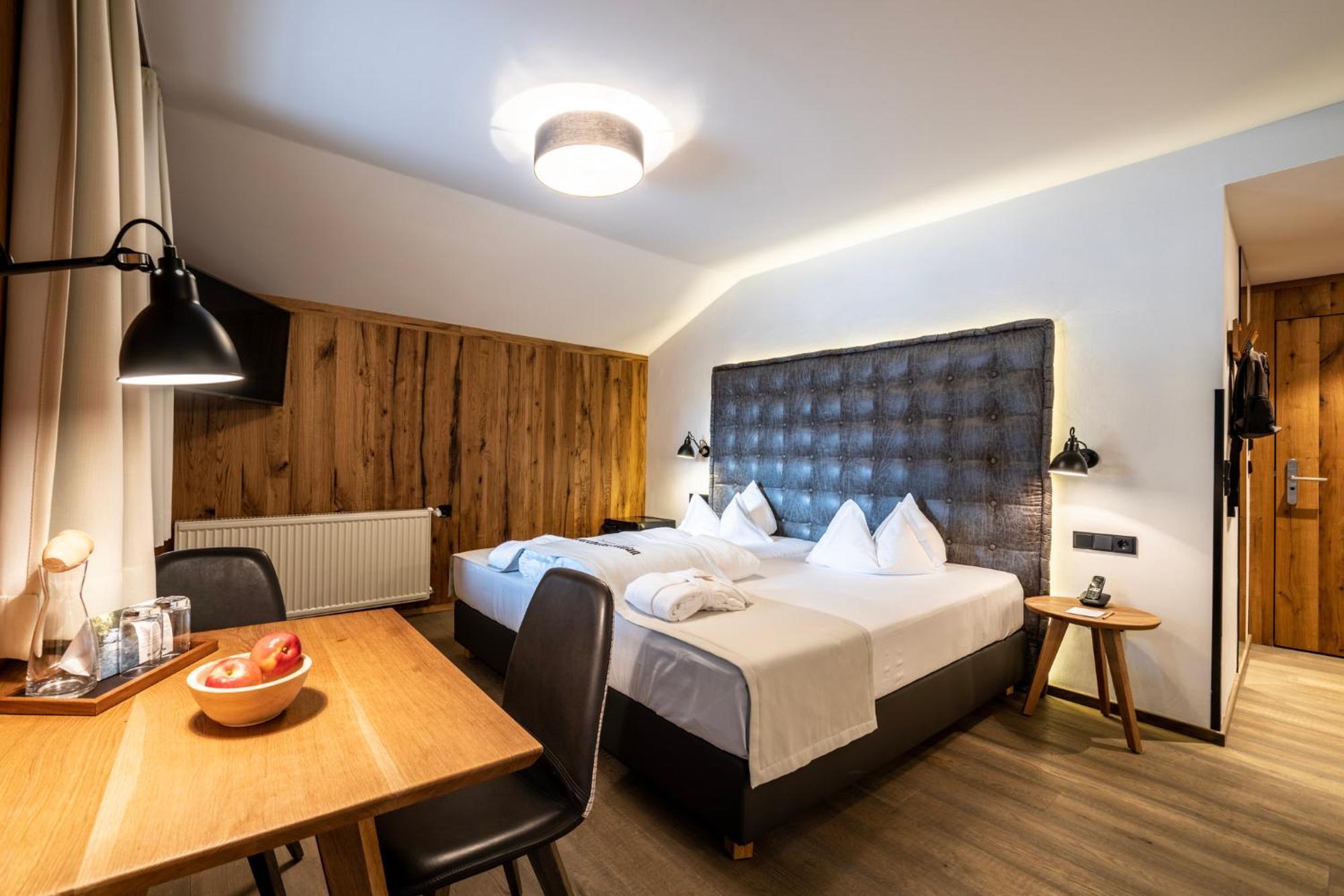 Suite with Sauna
