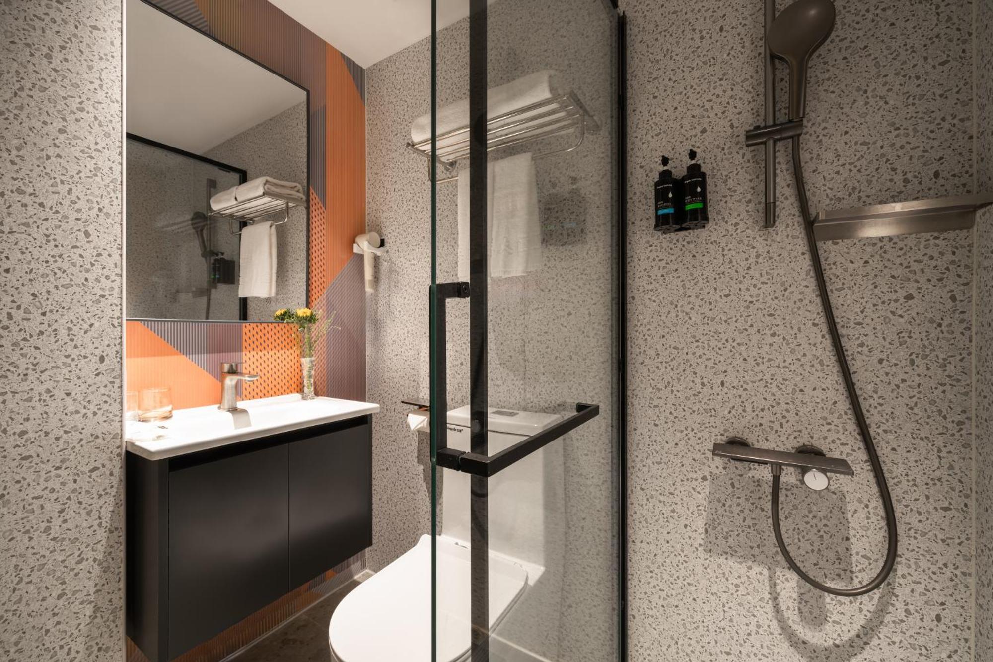 Business Twin Room