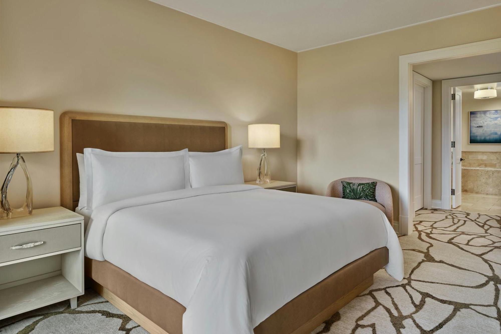 Two-Bedroom Club Suite with Two King Beds