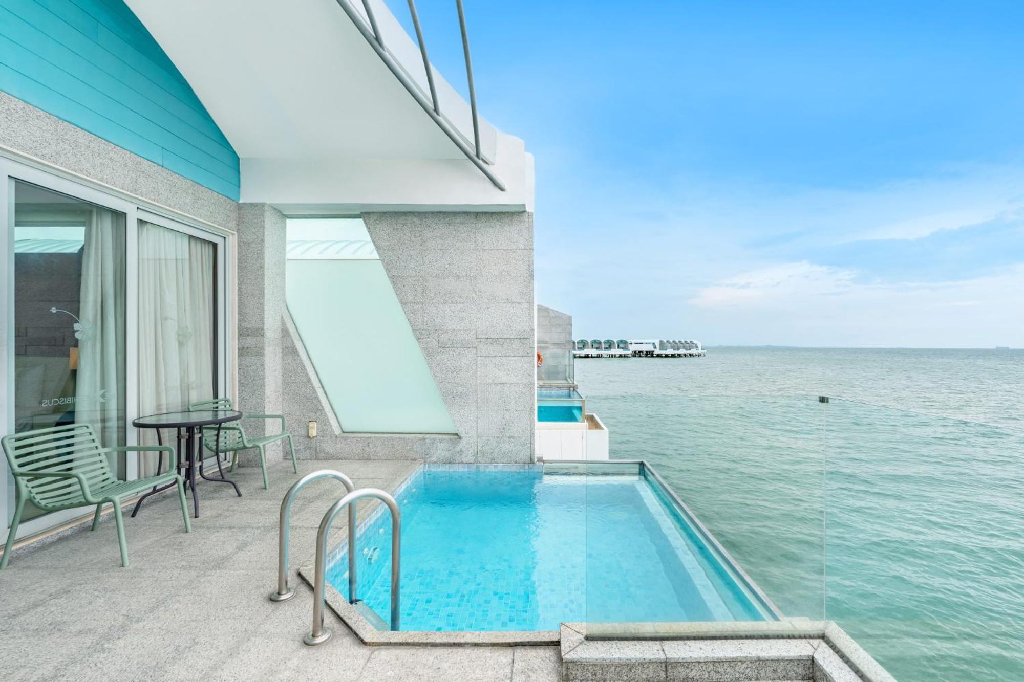 Romantic Escape Package – Panorama Pool Villa Sea View