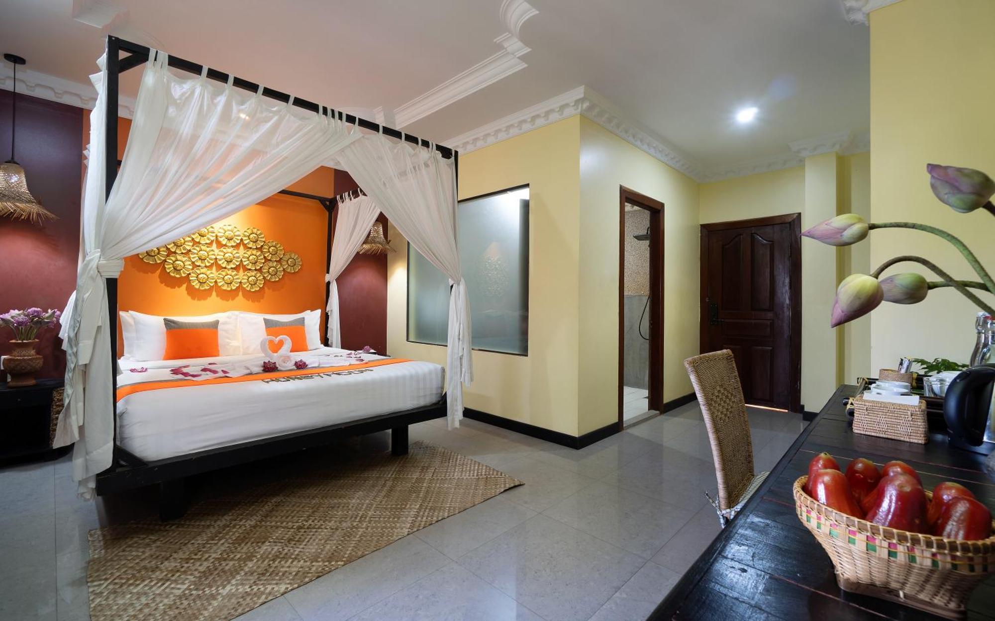 Deluxe Double Room with Balcony and Pool @ Free Pickup