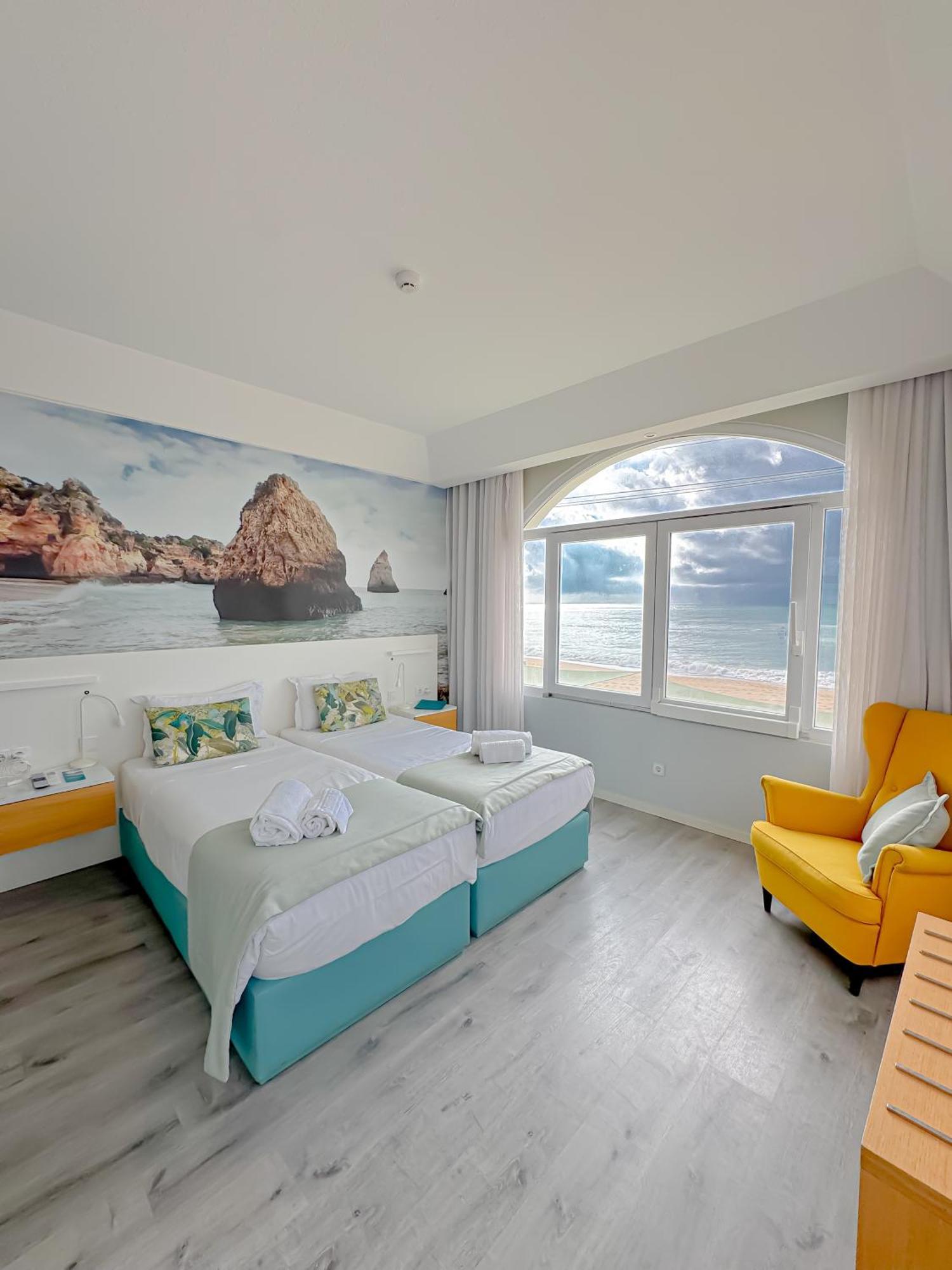 Premium Twin Room with Sea View