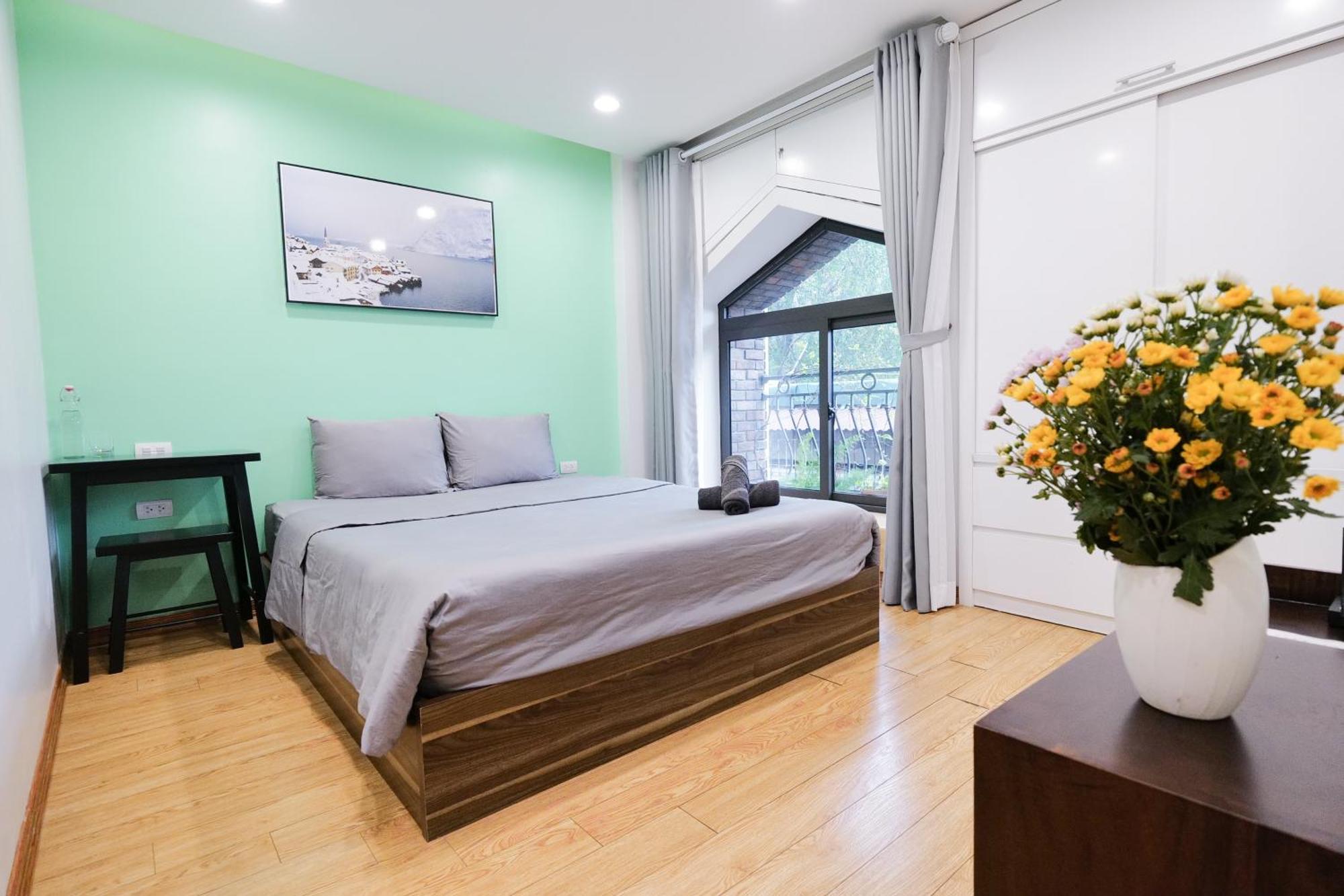 Studio Apartment