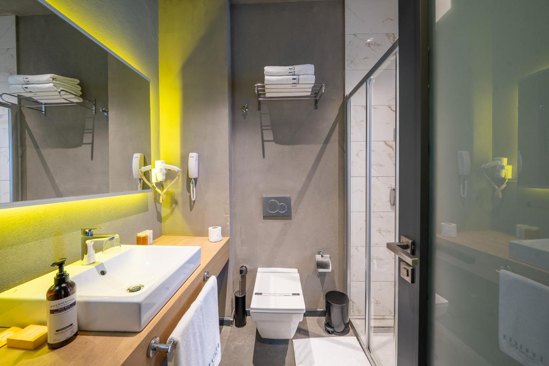 Double Room with Pool View