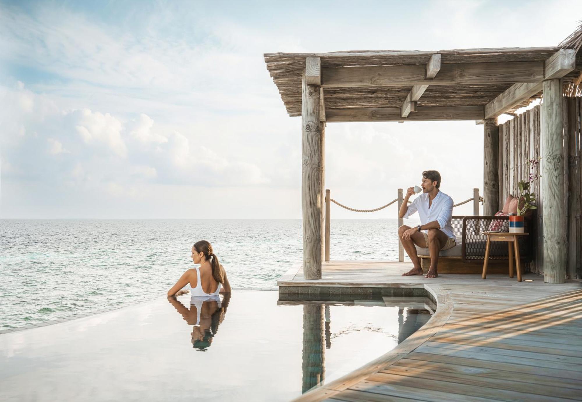 Standard Room with Overwater Pool - Club Benefits
