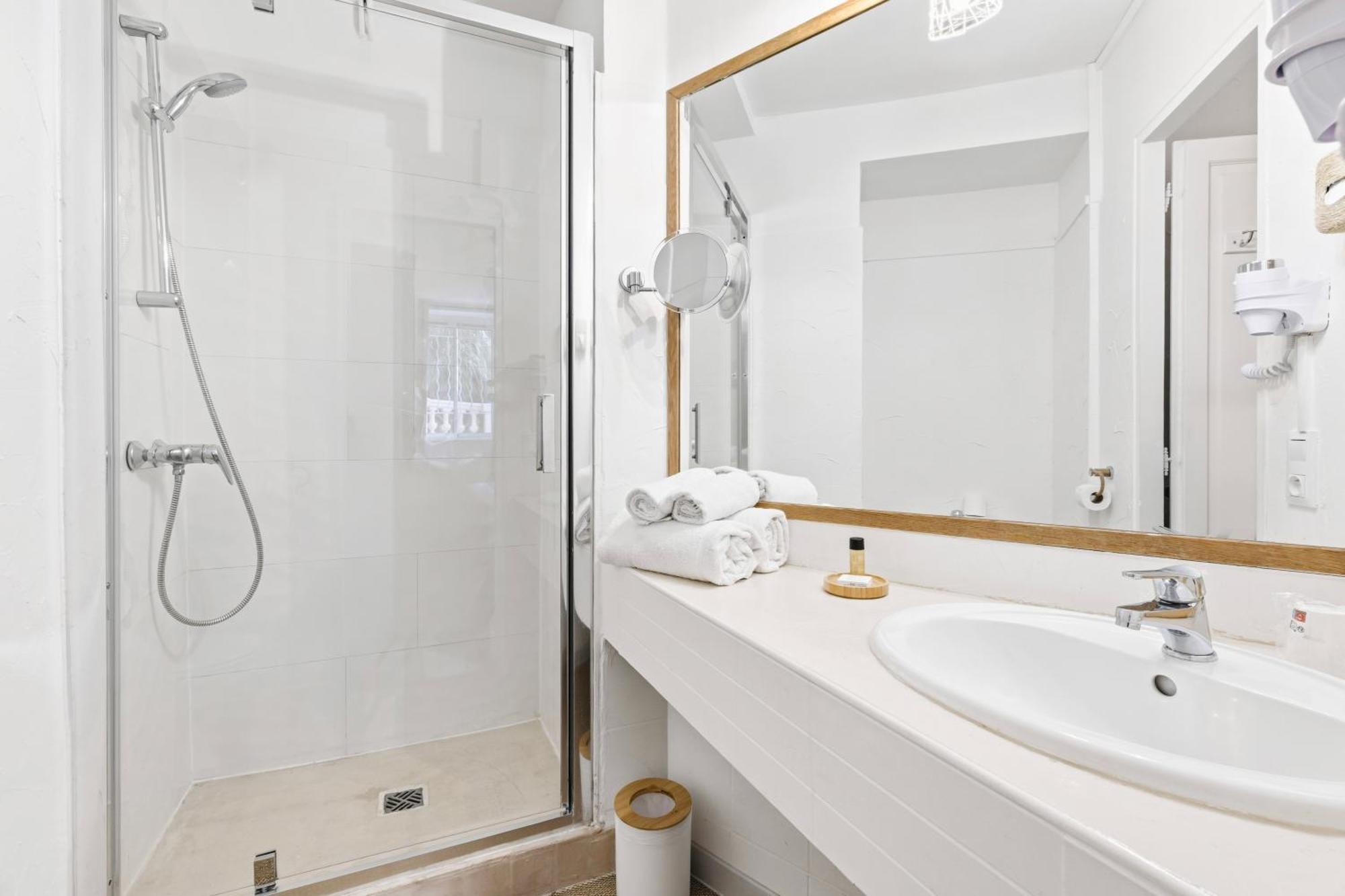 Small Classic Double Room