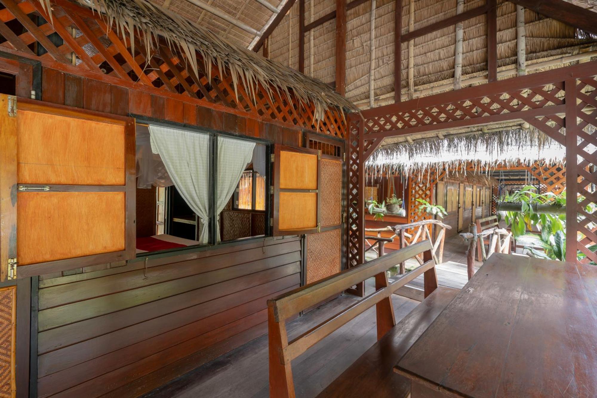 Raft Triple room with Breakfast & Dinner include join boat check in - check out