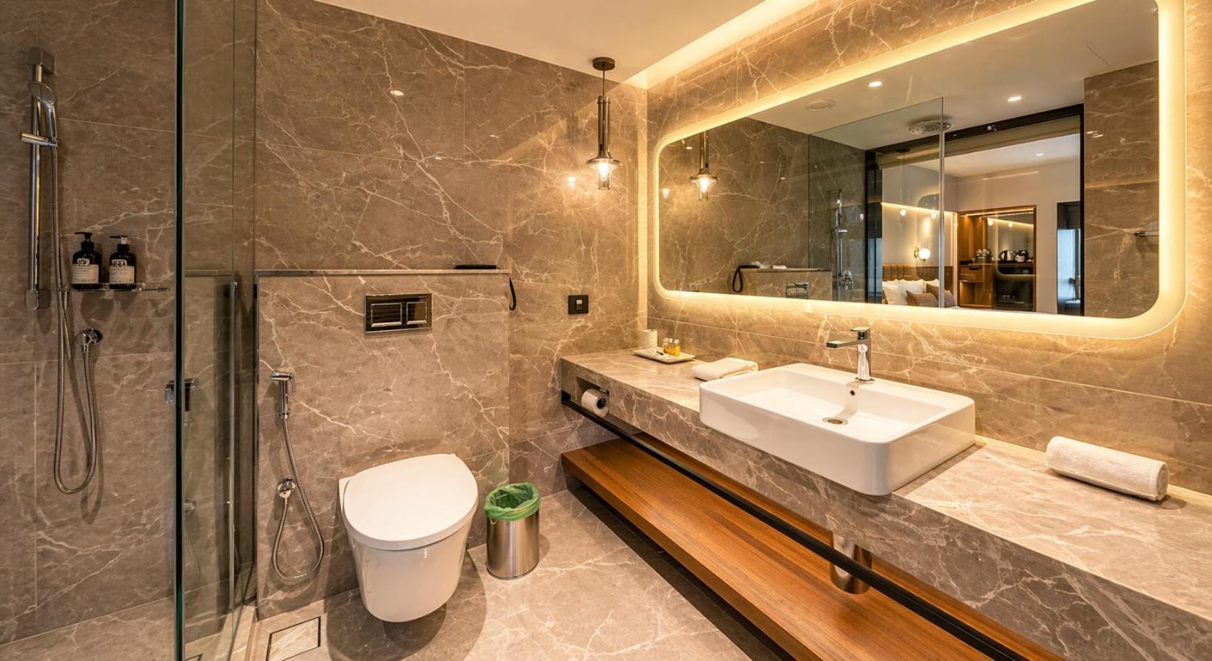 Premium Suite